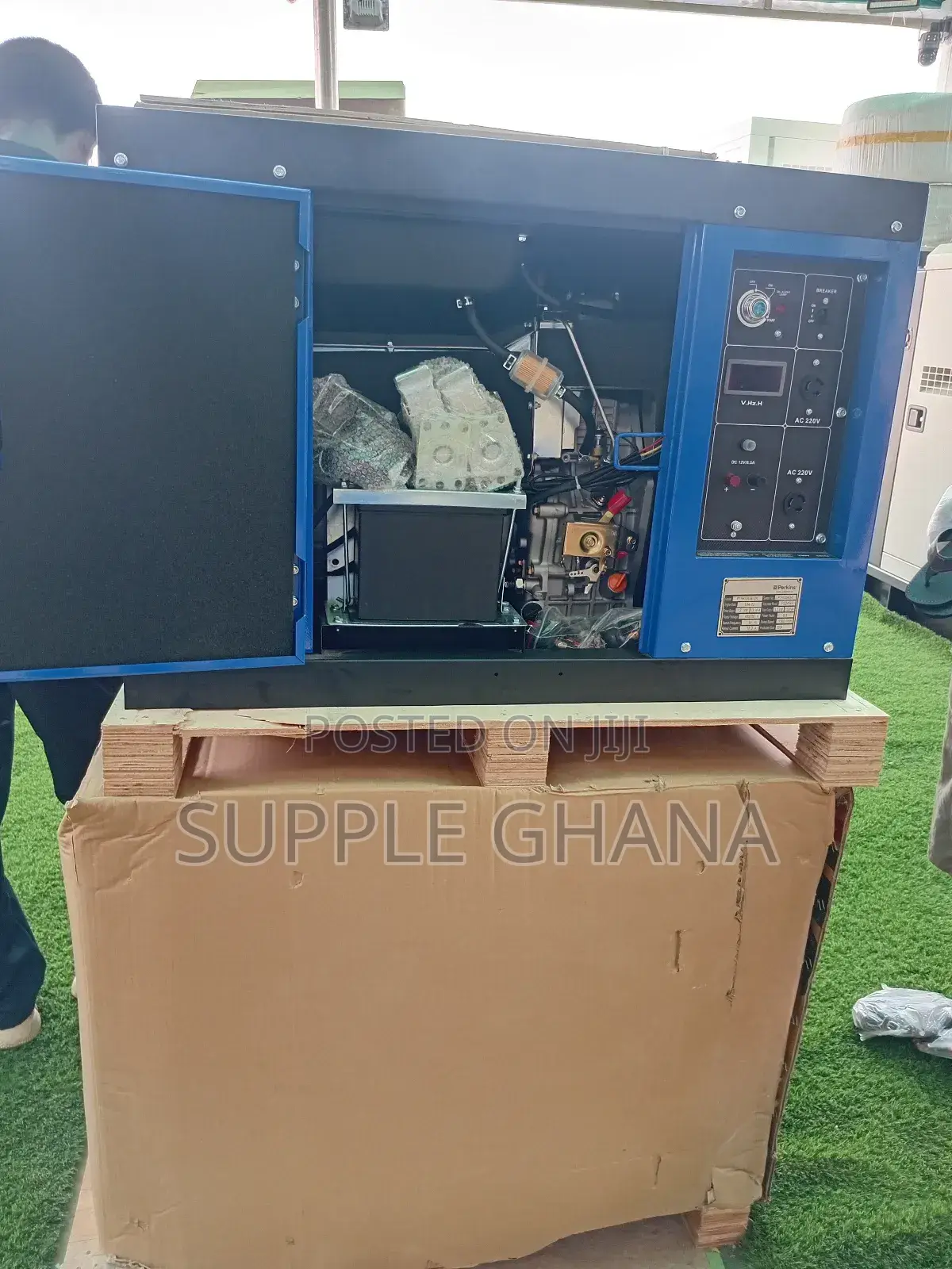 Interior View of Perkins Silent Diesel Generator 15.0kva