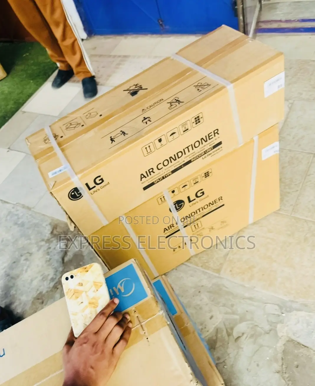 2.5hp Inverter LG Split Strong  Body