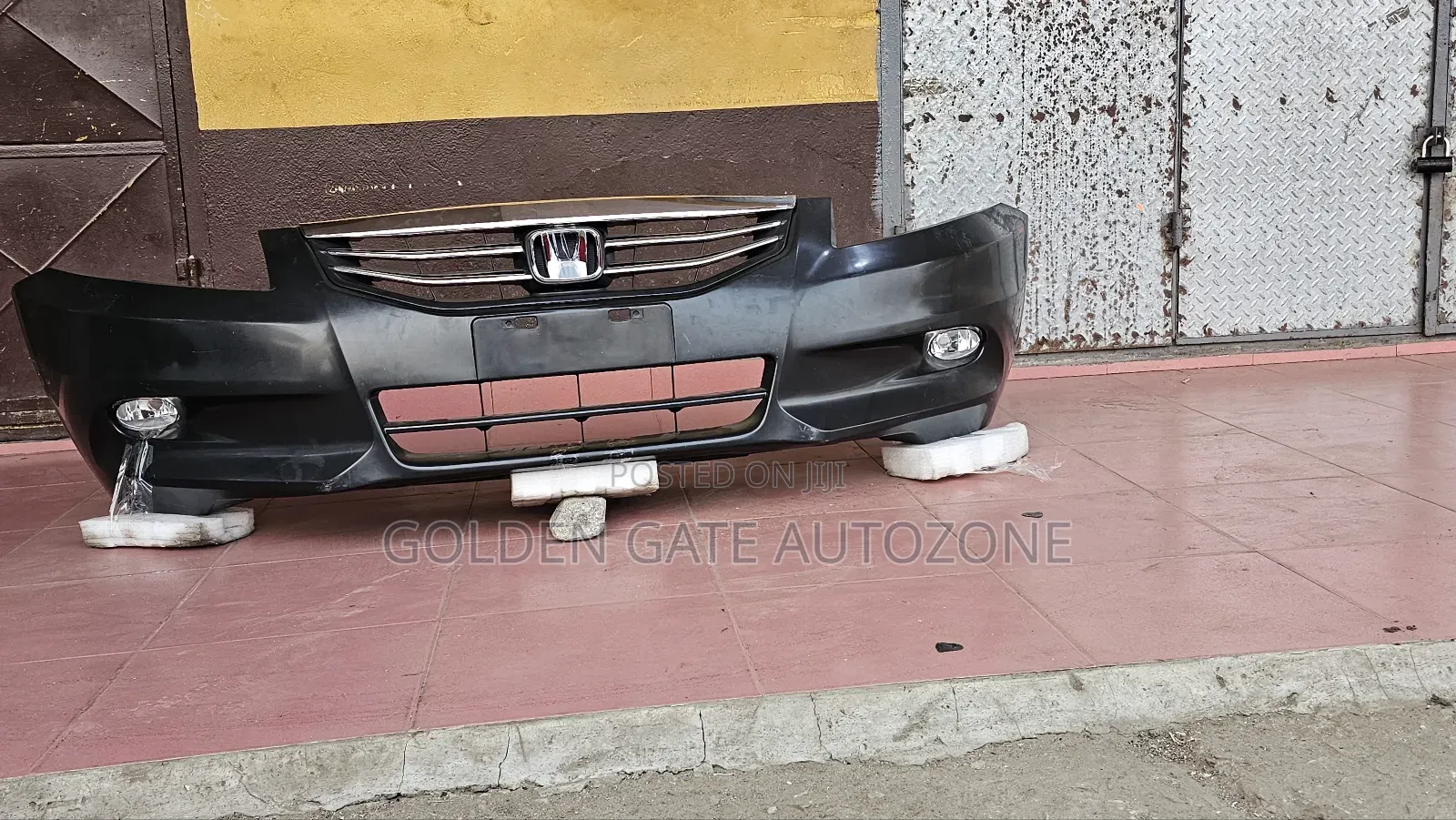 Honda Accord 2010 to 2011front Bumper Complete