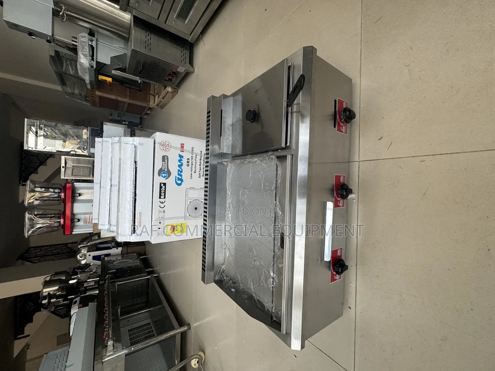 Gas Griddle With Side Fryer