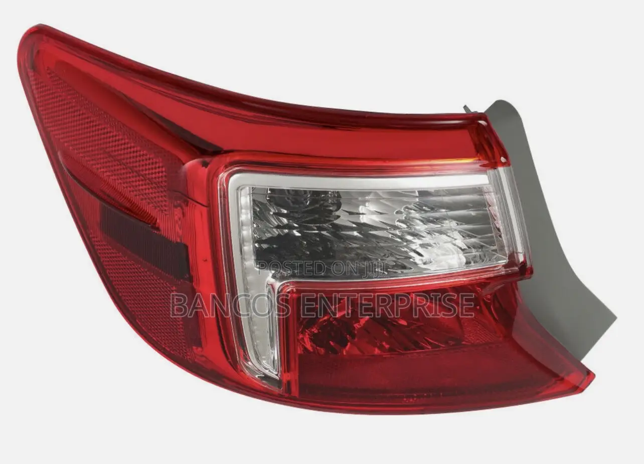 Toyota Camry 2012-2014 Tail Light