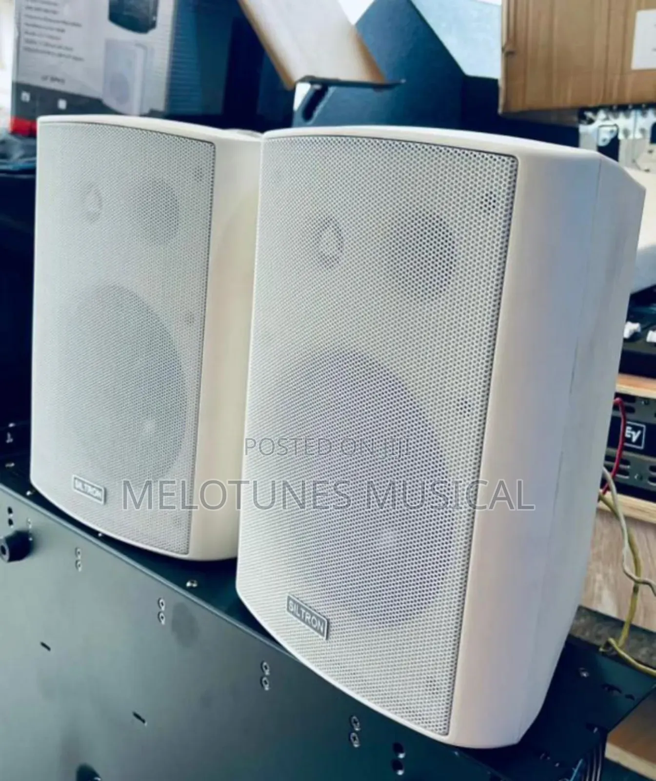 Siltron 2-Way Passive Wall Mount Speakers Pair White