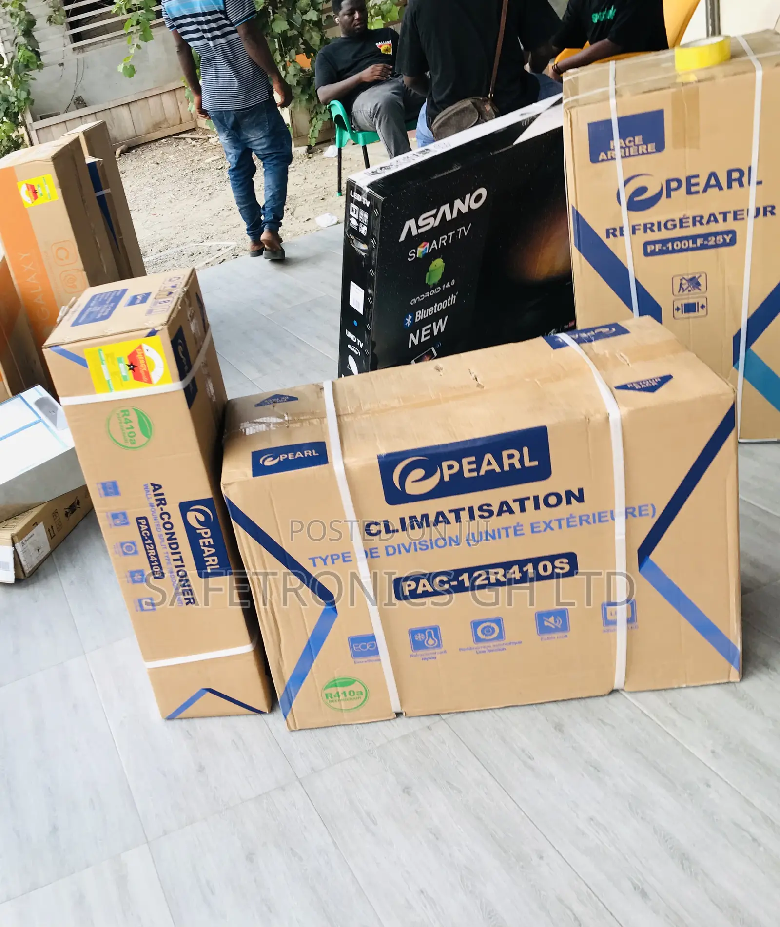 Pearl White 1.5 Horsepower Cool Breeze R410 Ac