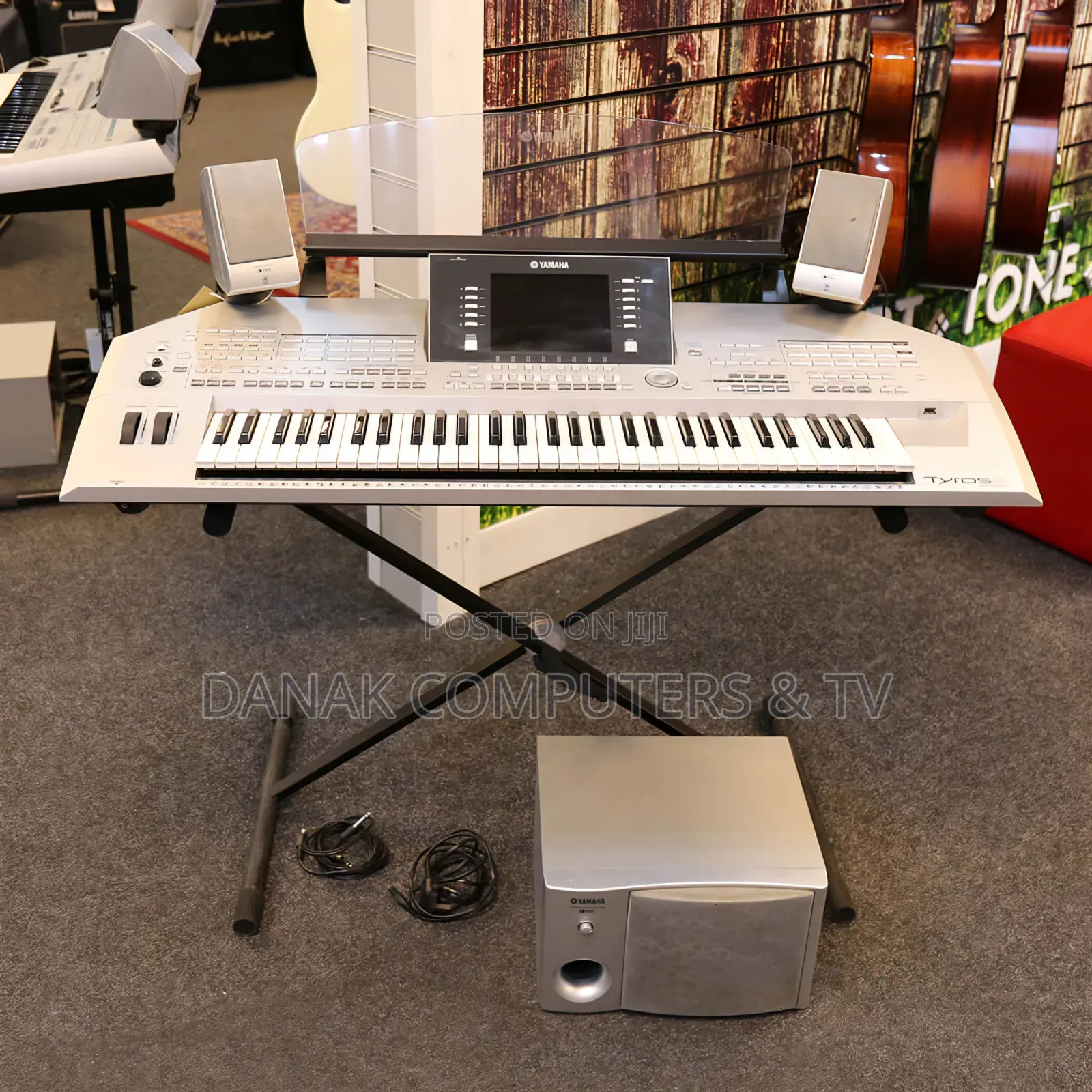 Yamaha Tyros 2 Keyboard