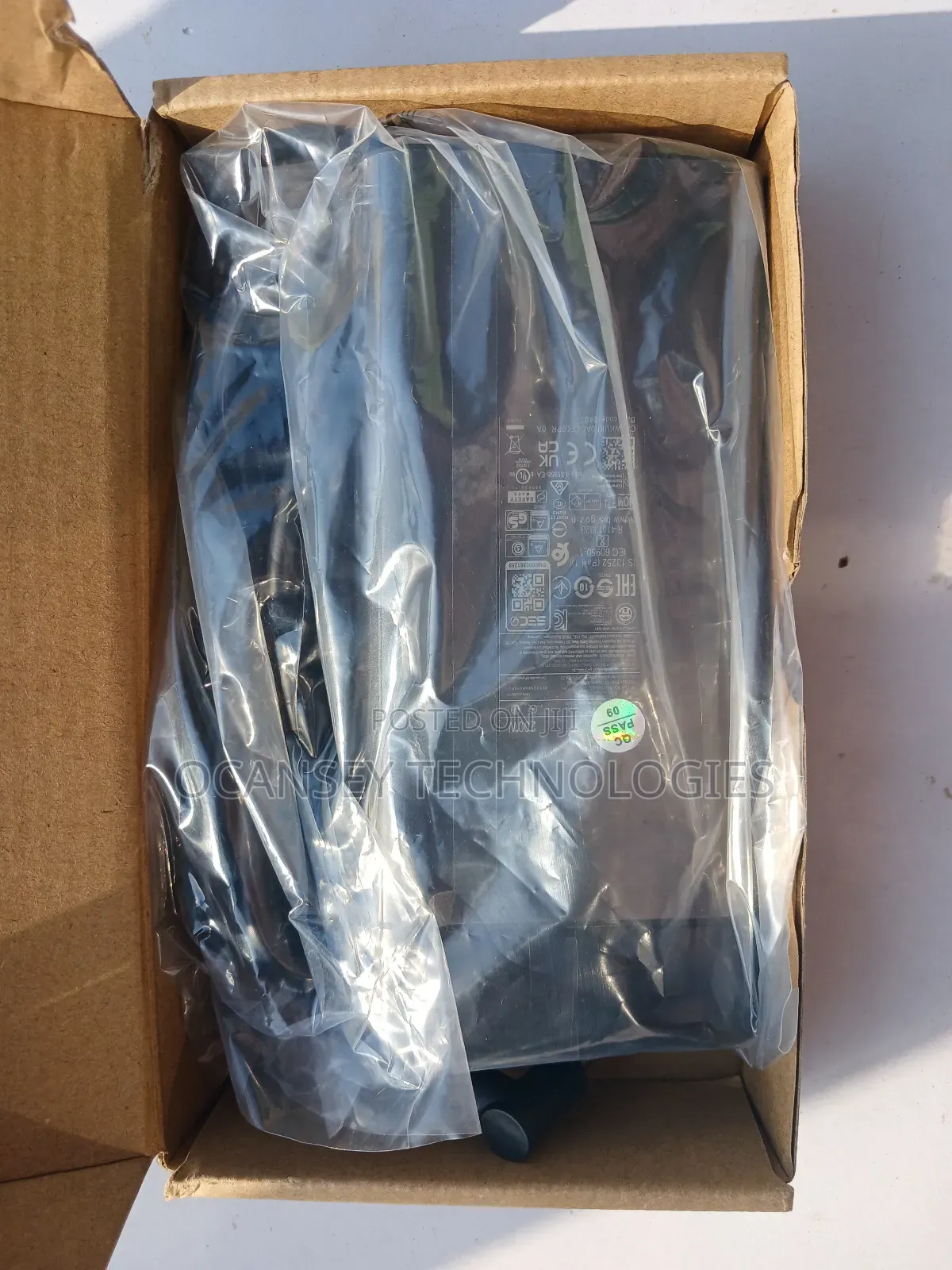 Original HP Blue Pin 200W Adapter / Charger