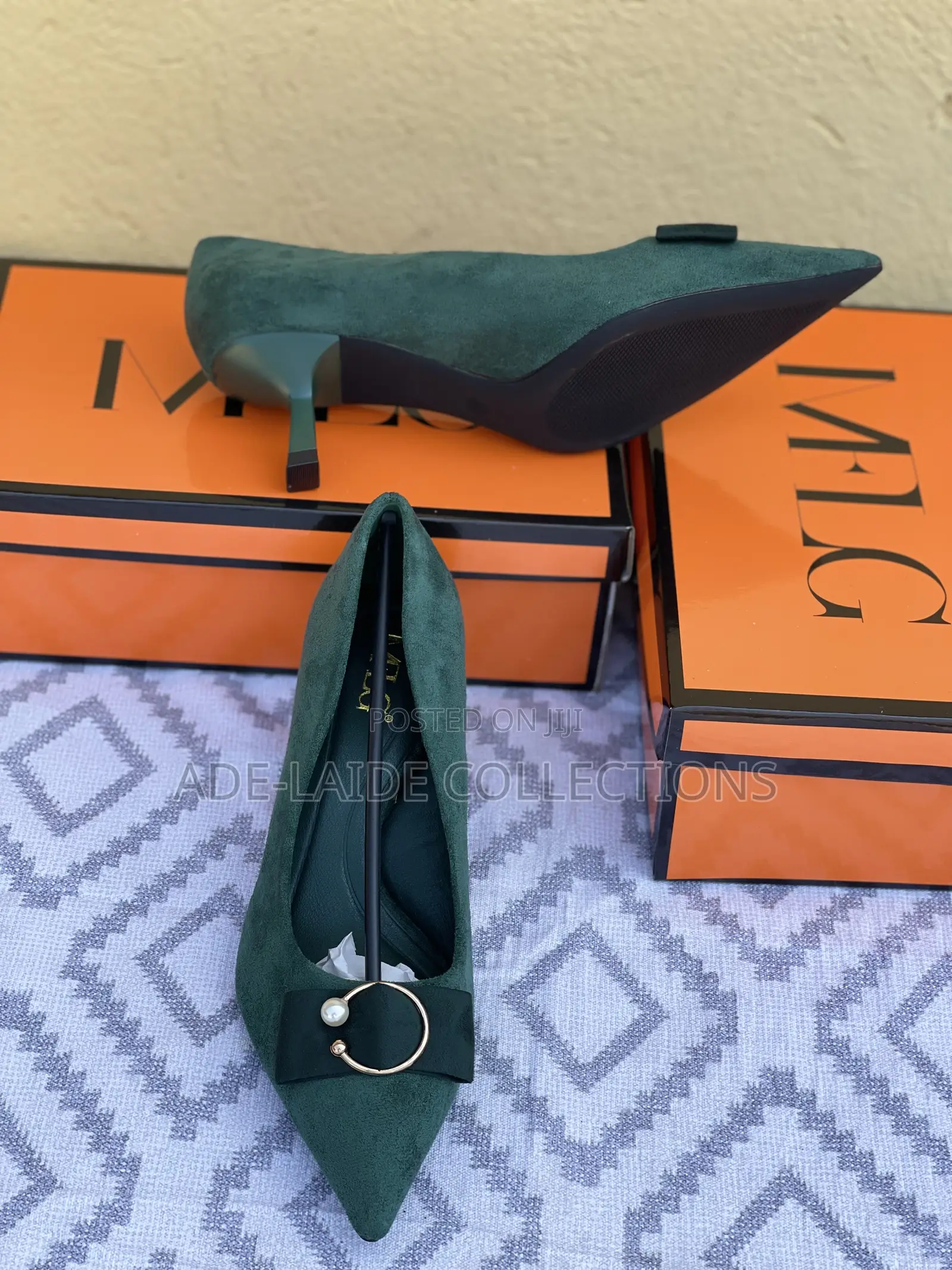 Ladies Shoe Size 38