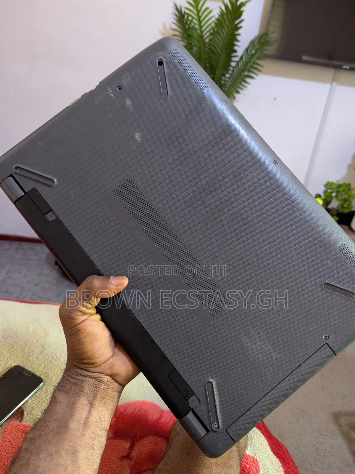Laptop HP 14z 4GB Intel Core I3 HDD+SSD 512GB