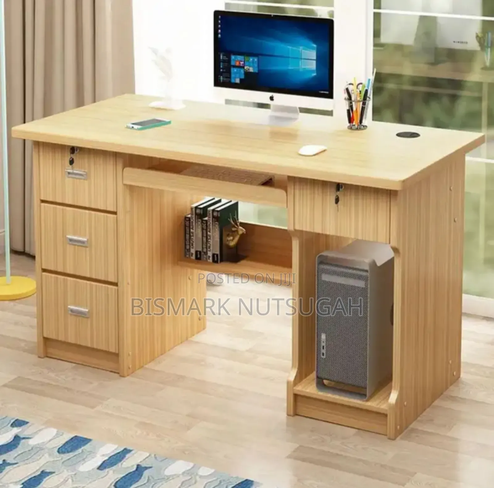 Stylish Office Table