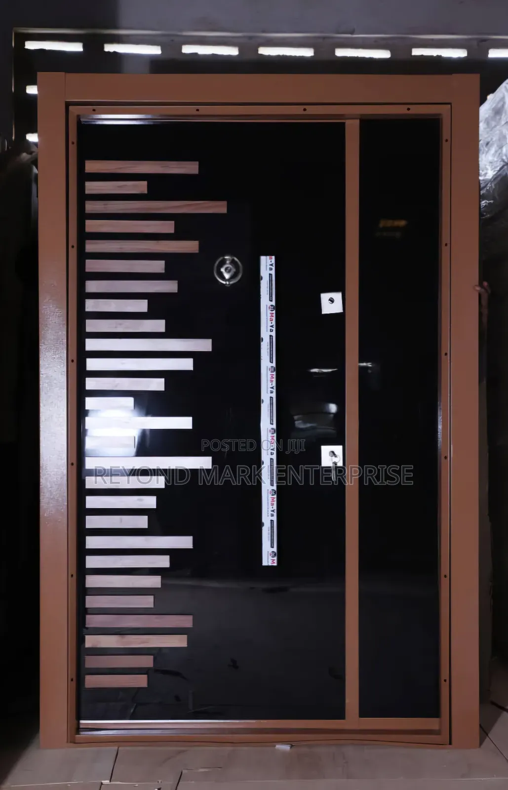 Luxury Security Door, One and a Half One Leaf Security D