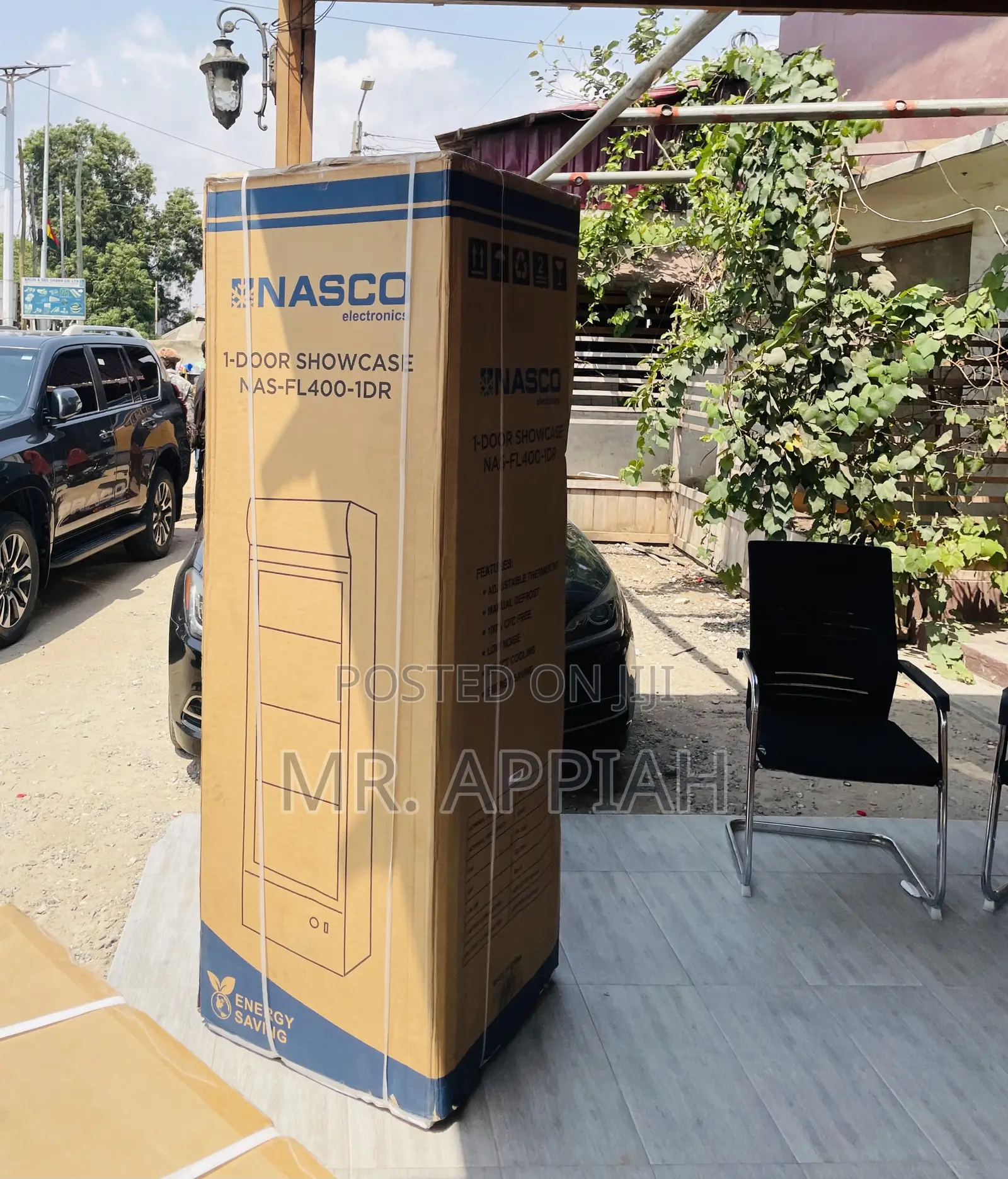 Efficient Nasco Nas-400-1dr 1 Door Beverage Cooler.