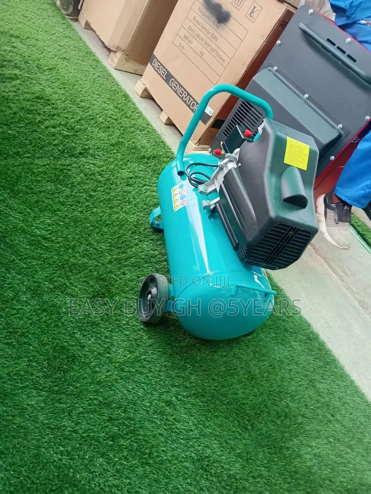 Easy to Handle Ecool Max Air Compressor 2kw 2HP