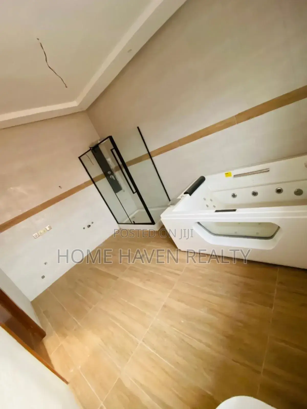5bdrm House in Westland for sale