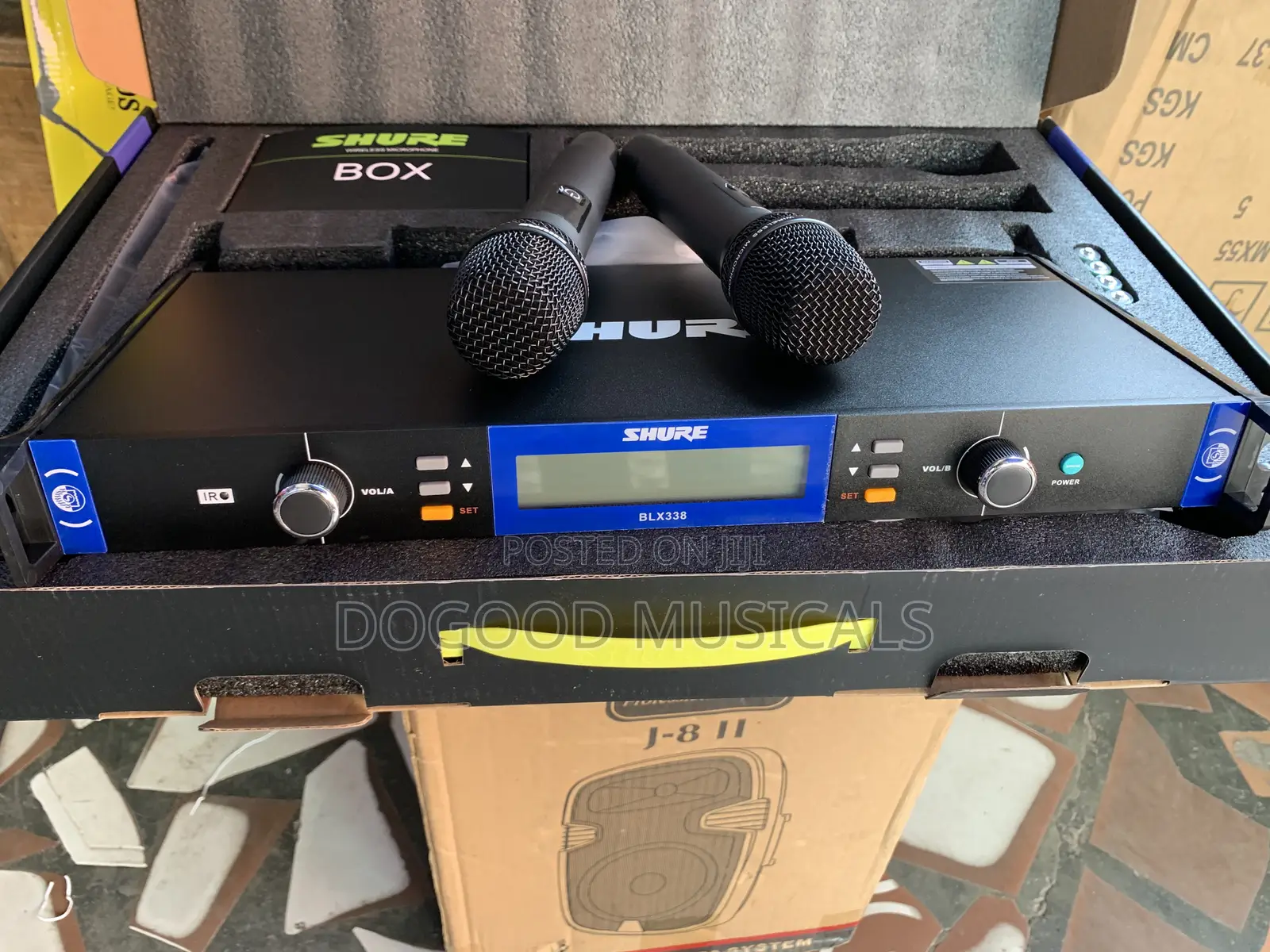SHURE BLX-338 2-in-1 Digital Wireless Microphone