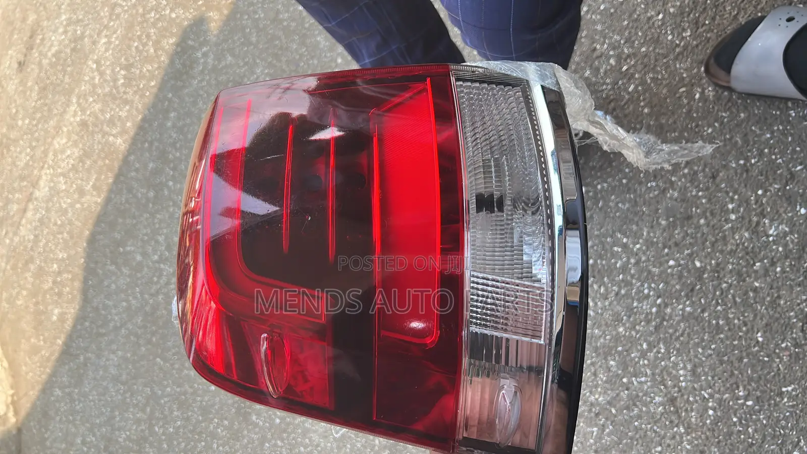 Toyota Landcruiser V8 Taillight Single