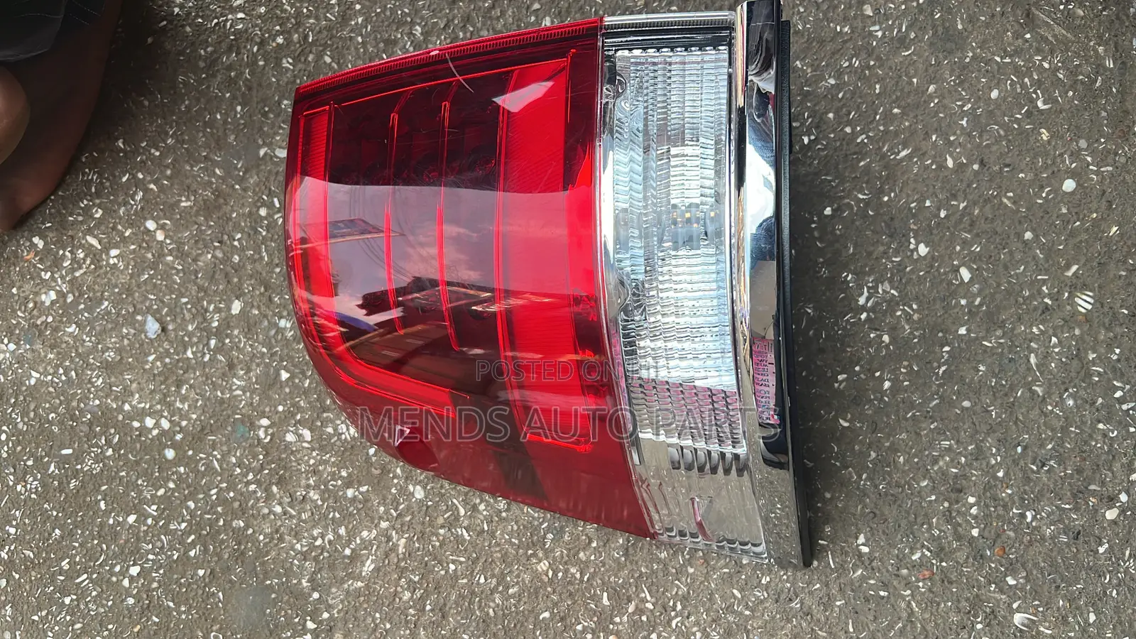 Toyota Landcruiser V8 Taillight Single