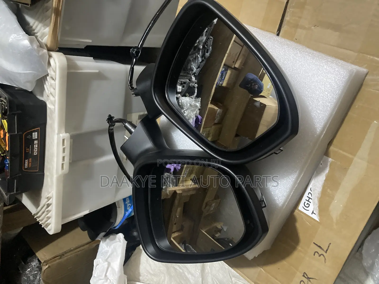 Outlander 2022-2023 Side Mirror With Light, Sensor, Camera