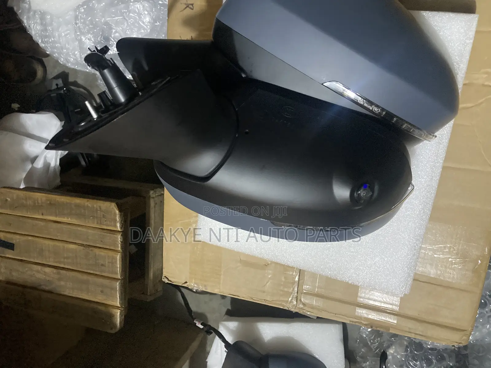 Outlander 2022-2023 Side Mirror With Light, Sensor, Camera