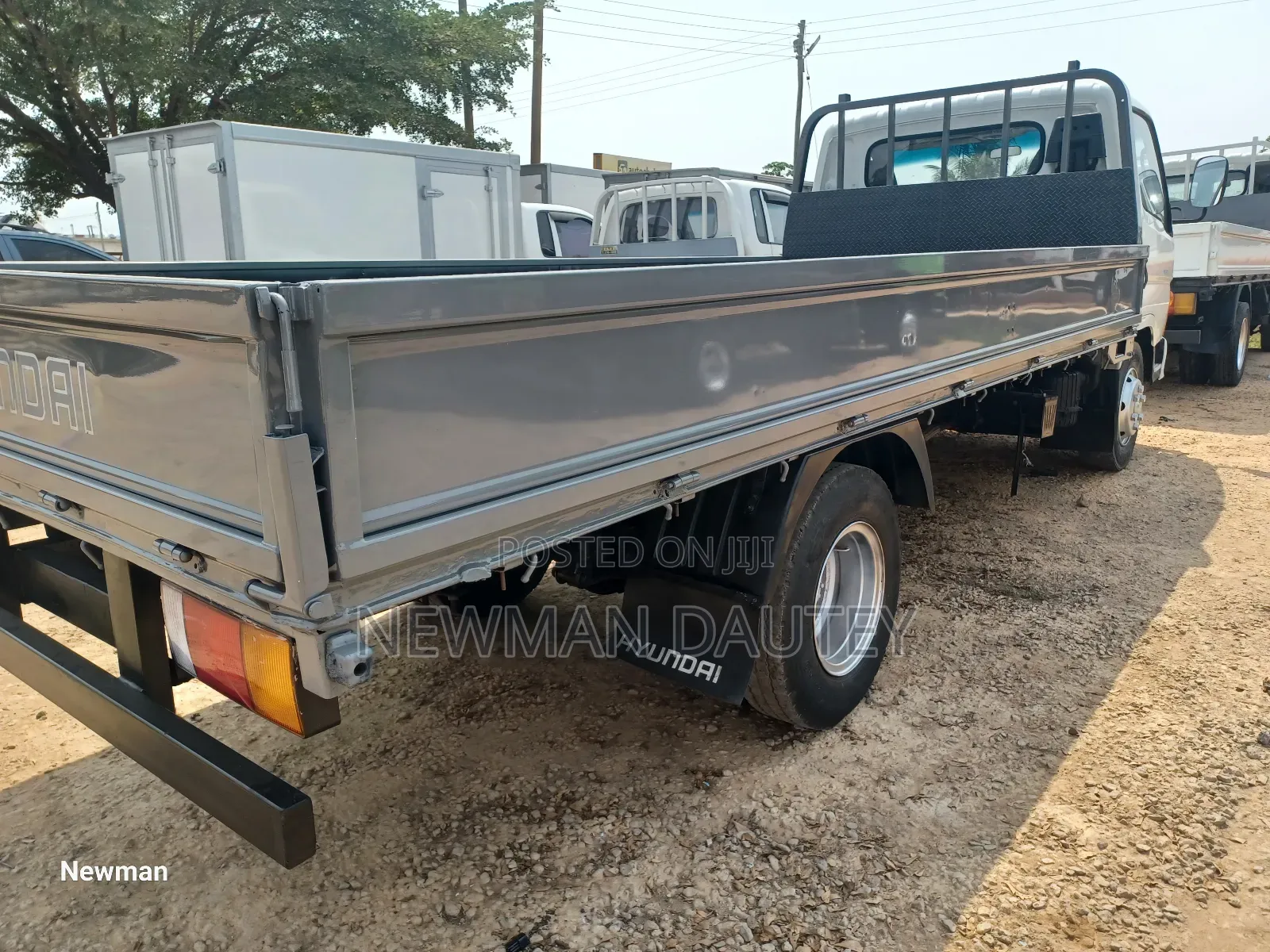 Hyundai Single Cabin