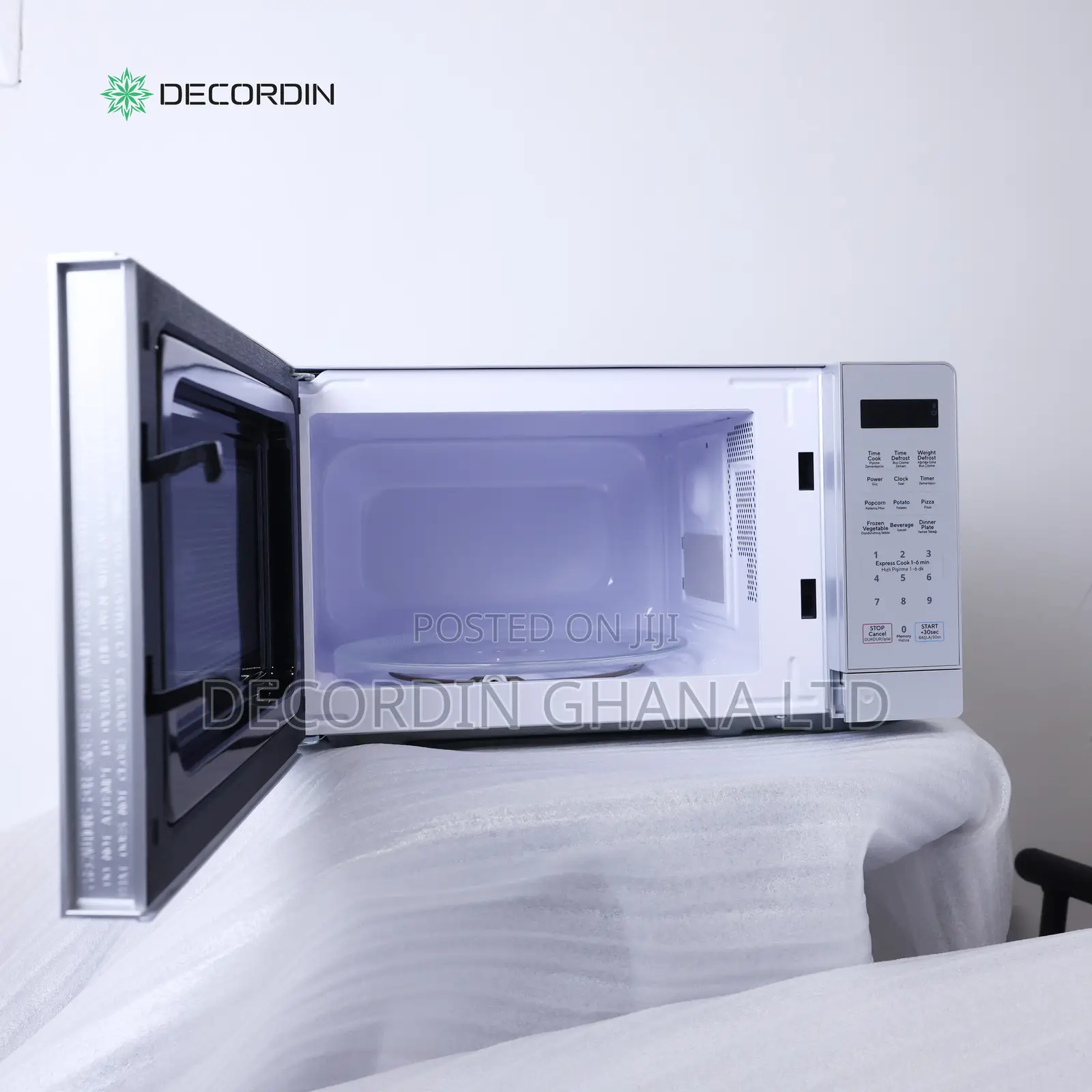 Freestanding Microwave Oven