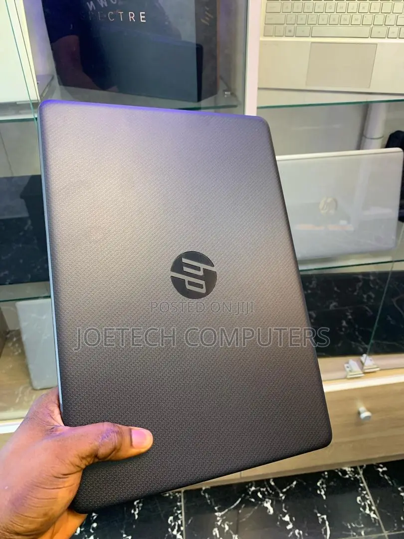 Laptop HP 14S 8GB Intel HDD 500GB