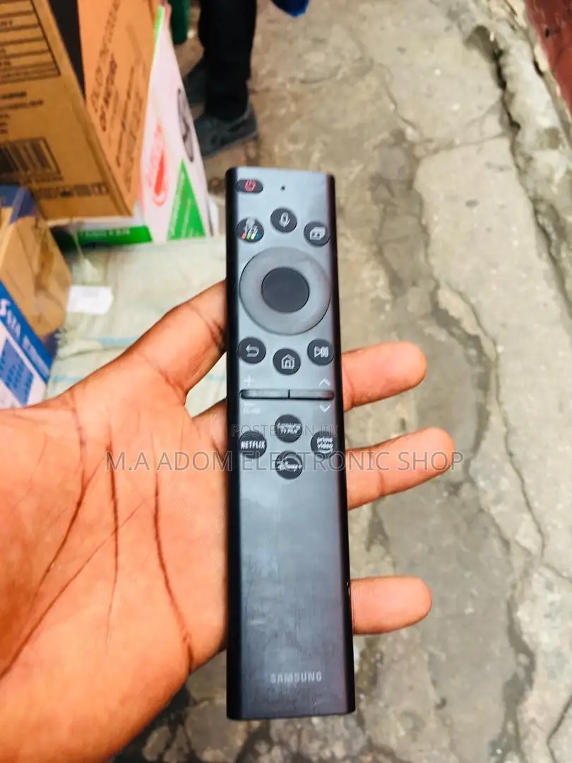 Effortless Control: Samsung Solar Smart Remote (New)
