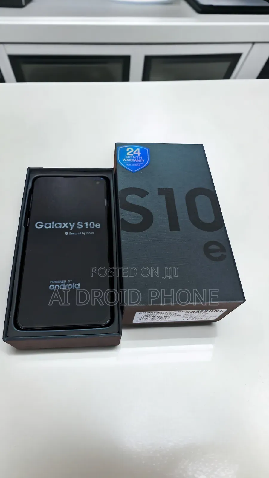 New Samsung Galaxy S10e 128 GB Black