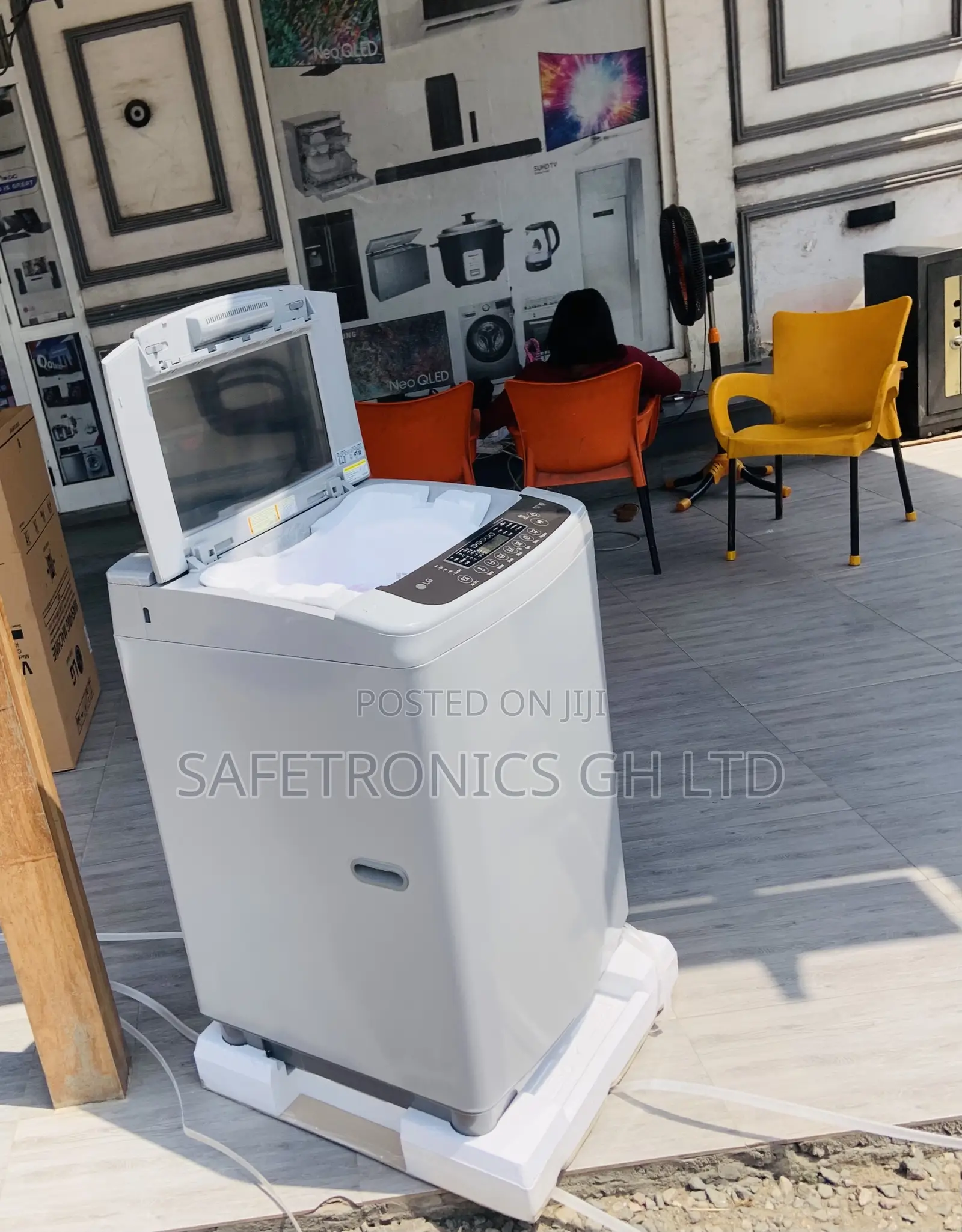 LG 8kg Topload Gray Fully Auto Freshflow Washingmachine