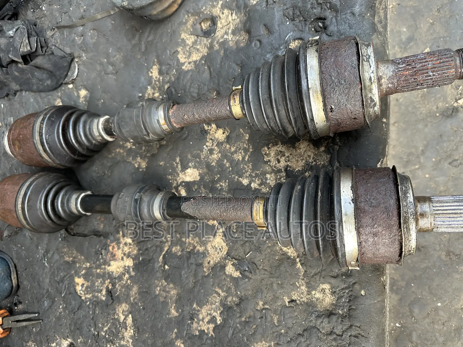 Honda CRV 2010 Shaft