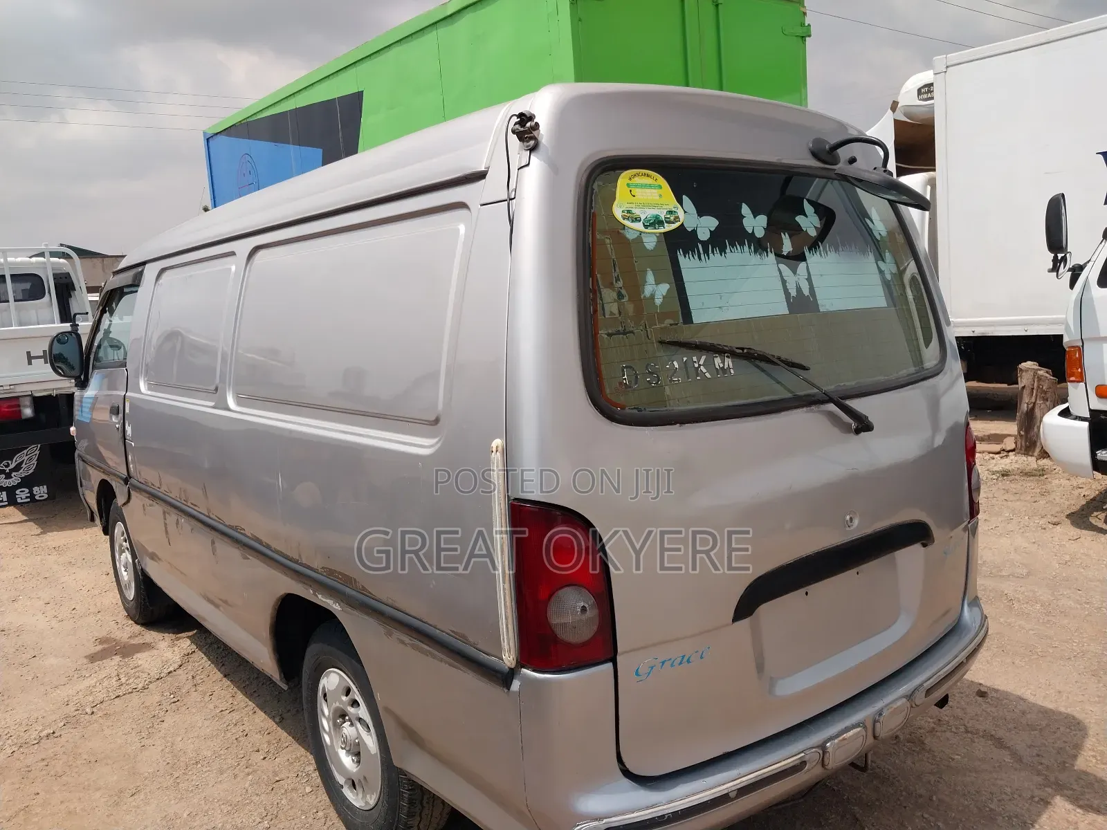 Hyundai H-100 2004 Silver