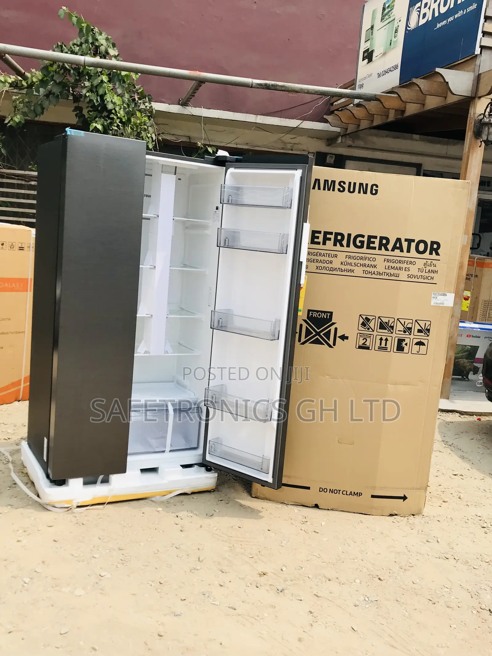 Frosty 583 Liters Samsung Sidebyside RS57DG4000B4GH