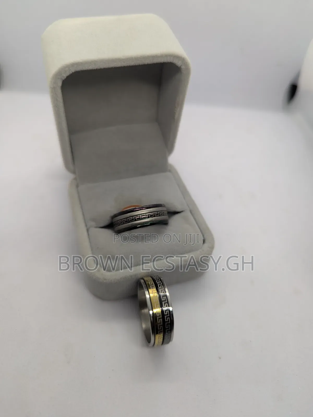 Versace Round Rings