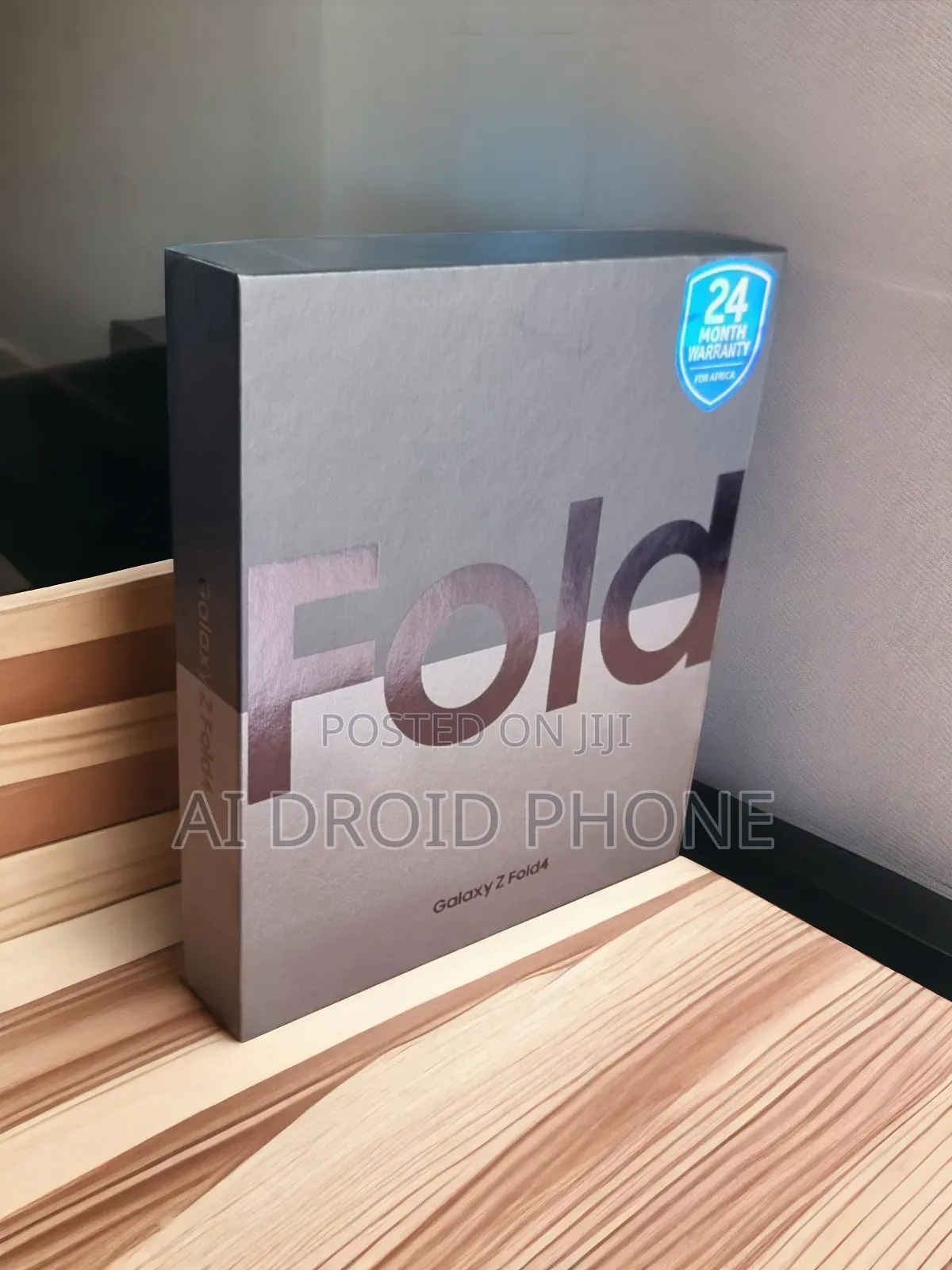New Samsung Galaxy Z Fold4 256 GB Gold