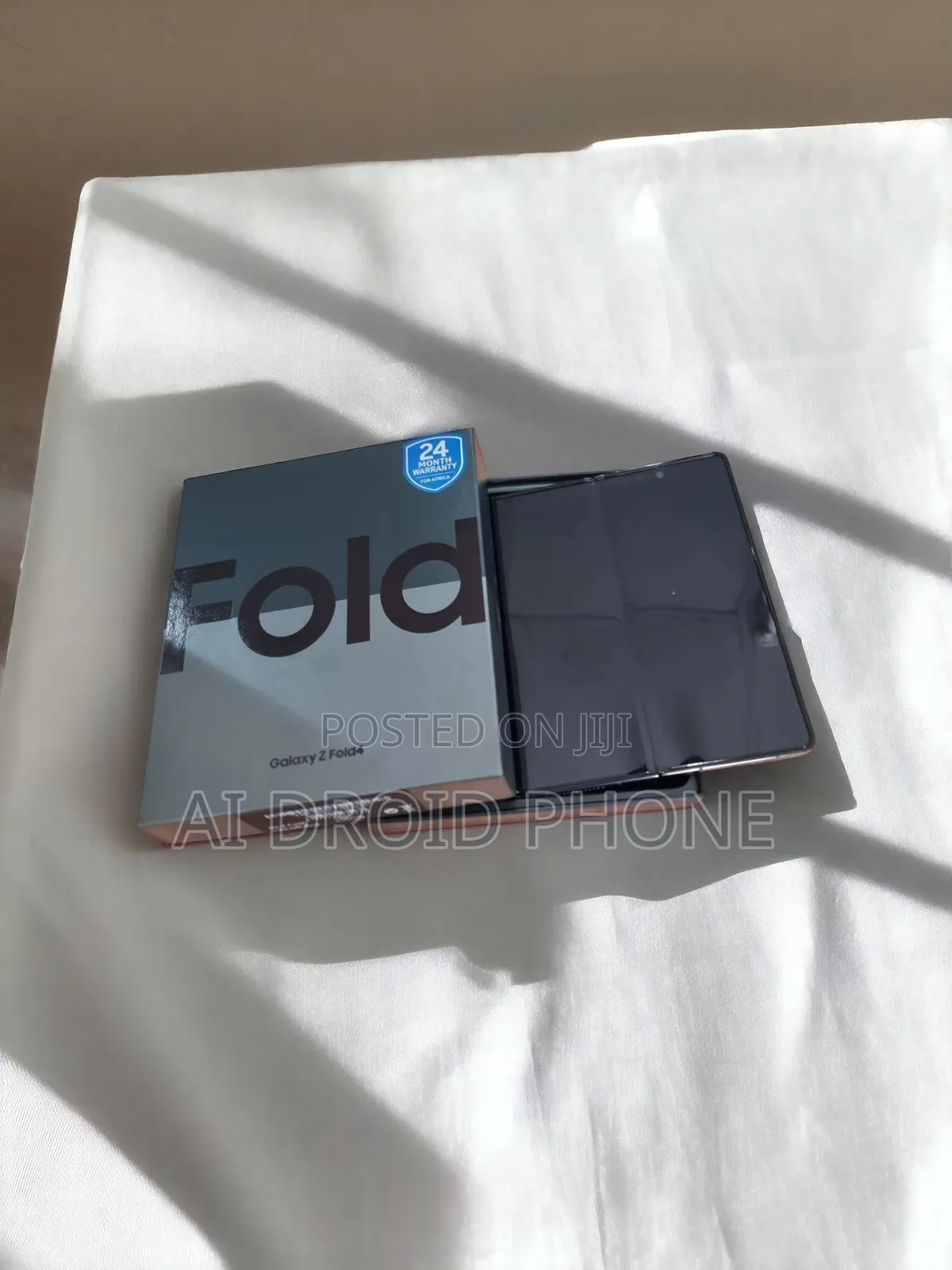 New Samsung Galaxy Z Fold4 256 GB Purple