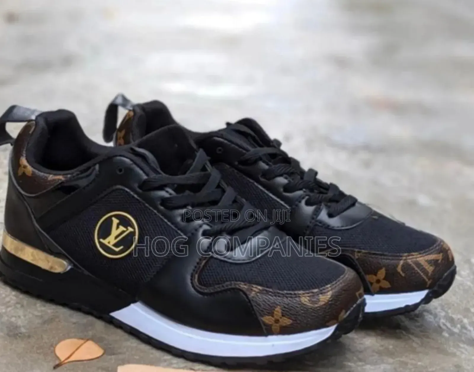Louis Vuitton Women Sneakers