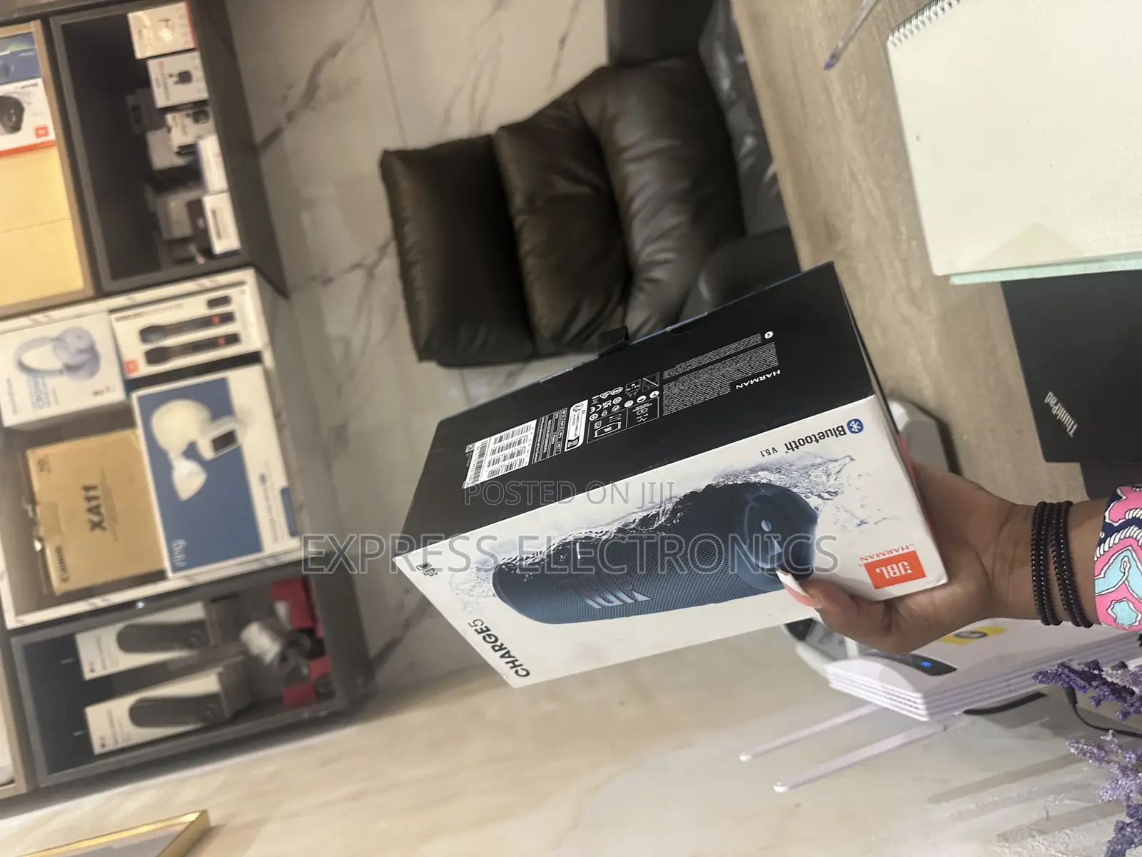 Volume Voyage Charge 5 Bluetooth Speaker