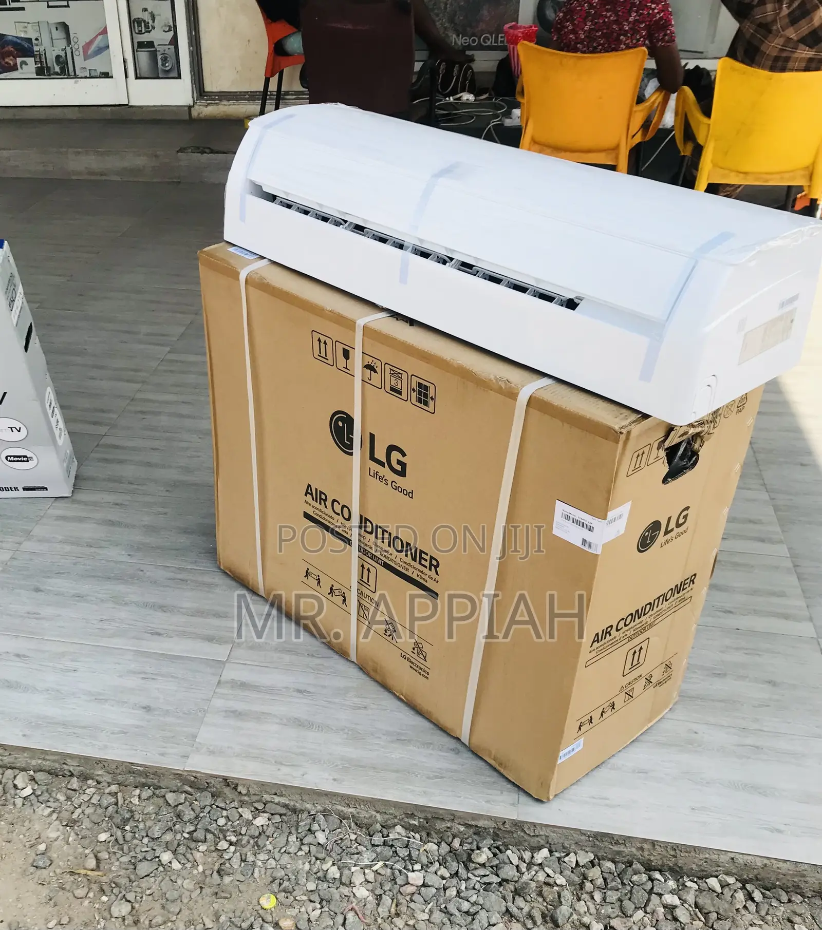 Elevate Your Room WithLG 1.5hp Non Inverter Air Conditioner