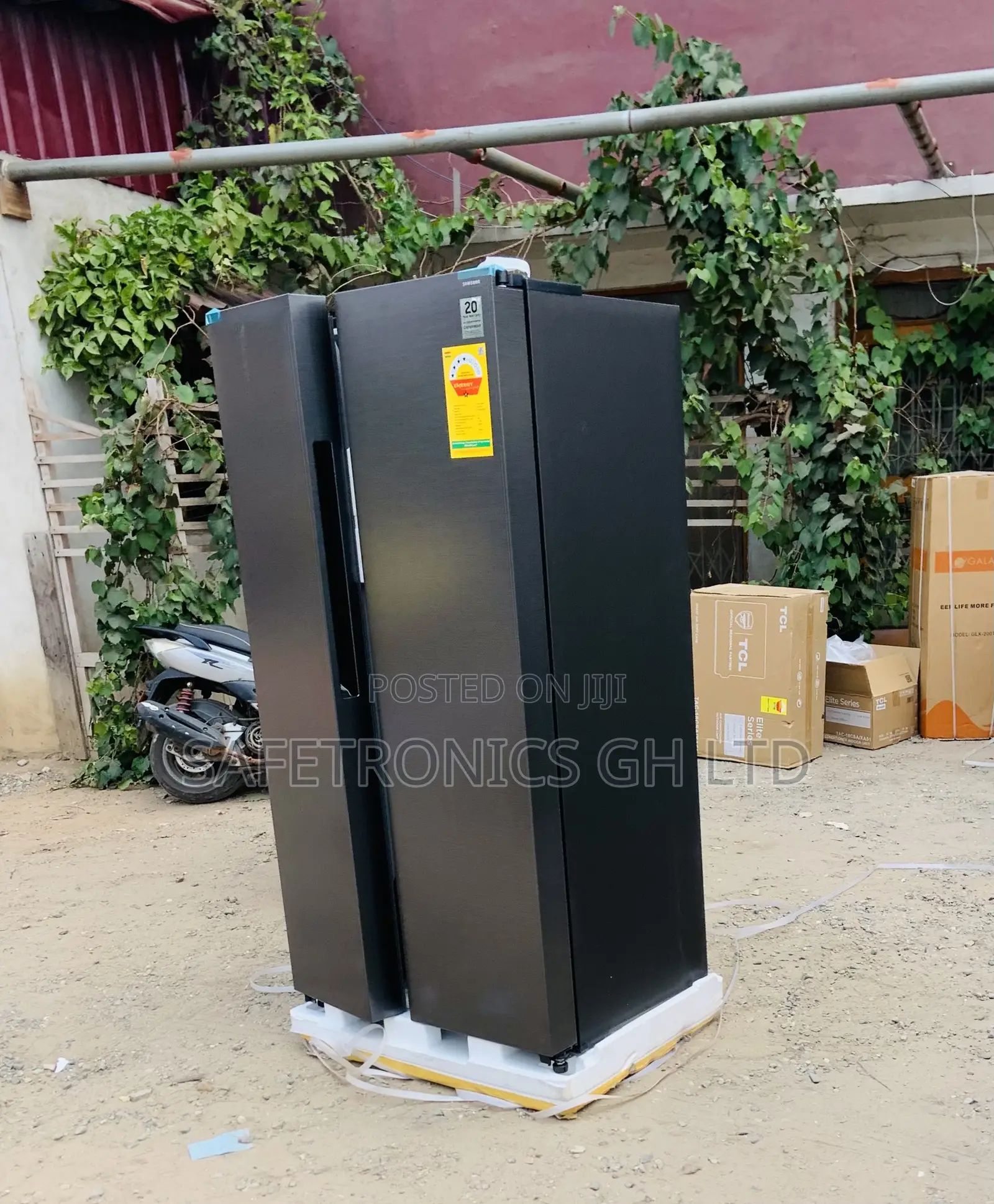 Buy 2 Doors Super Good Samsung Sidebyside Fridge 583 Liters