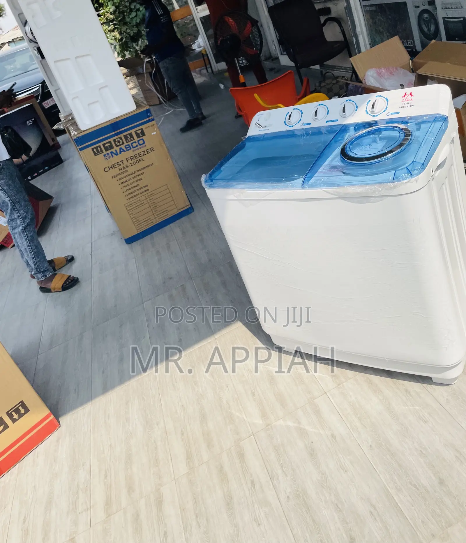 Wash and Spin Zara 11kg Washing Machine + Transparent Lid.