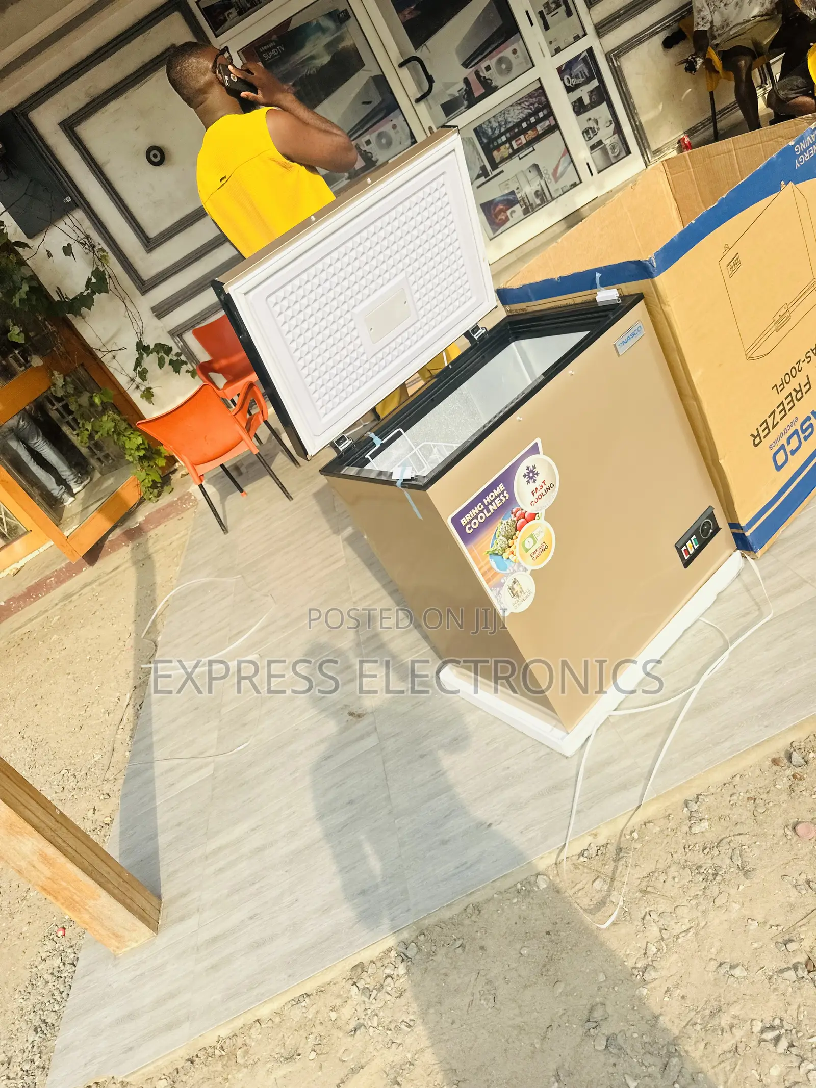 Smart Storage Solutions Chest Freezer Single Door 200l