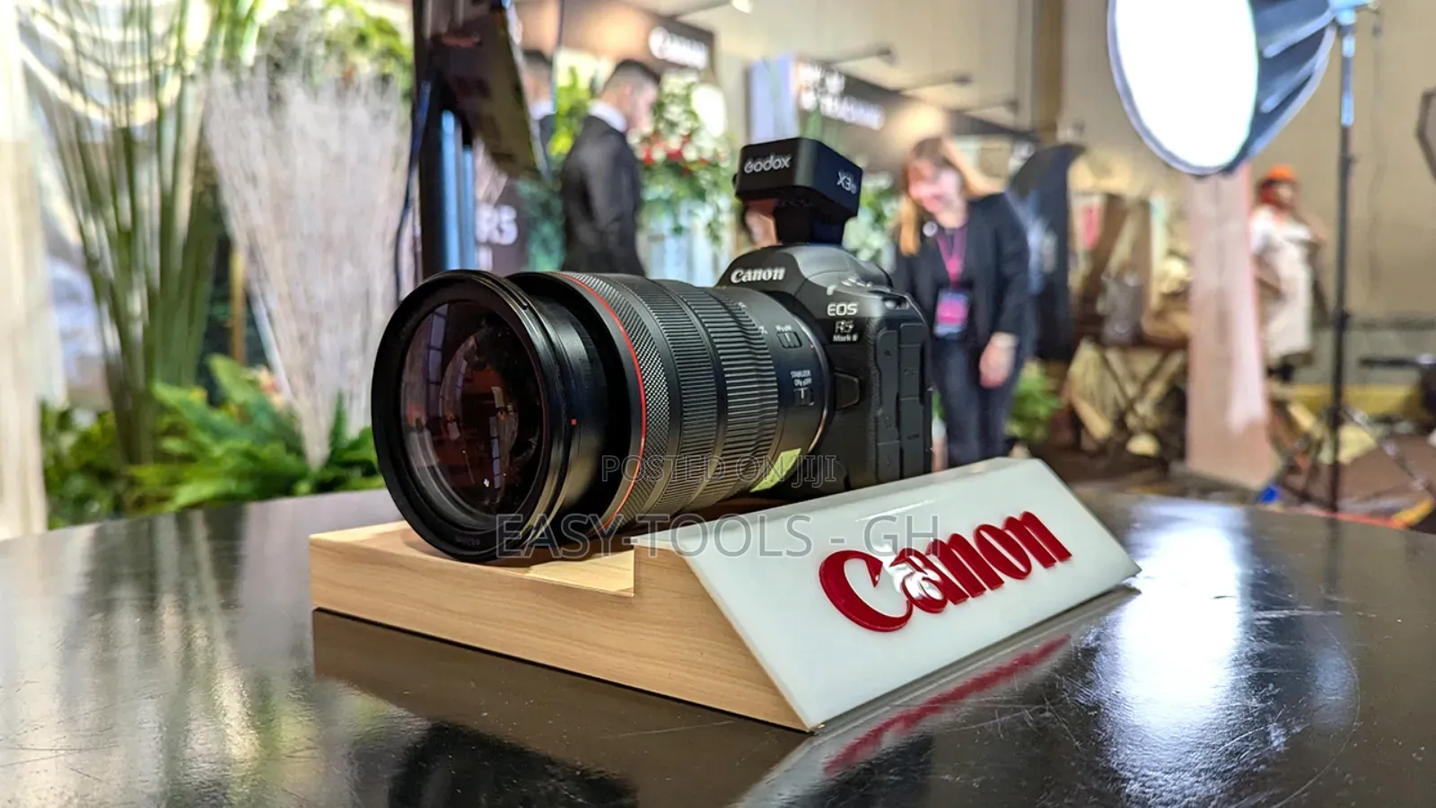 Canon R5 ( Mirrorless _ Brand New ) _ Promotion