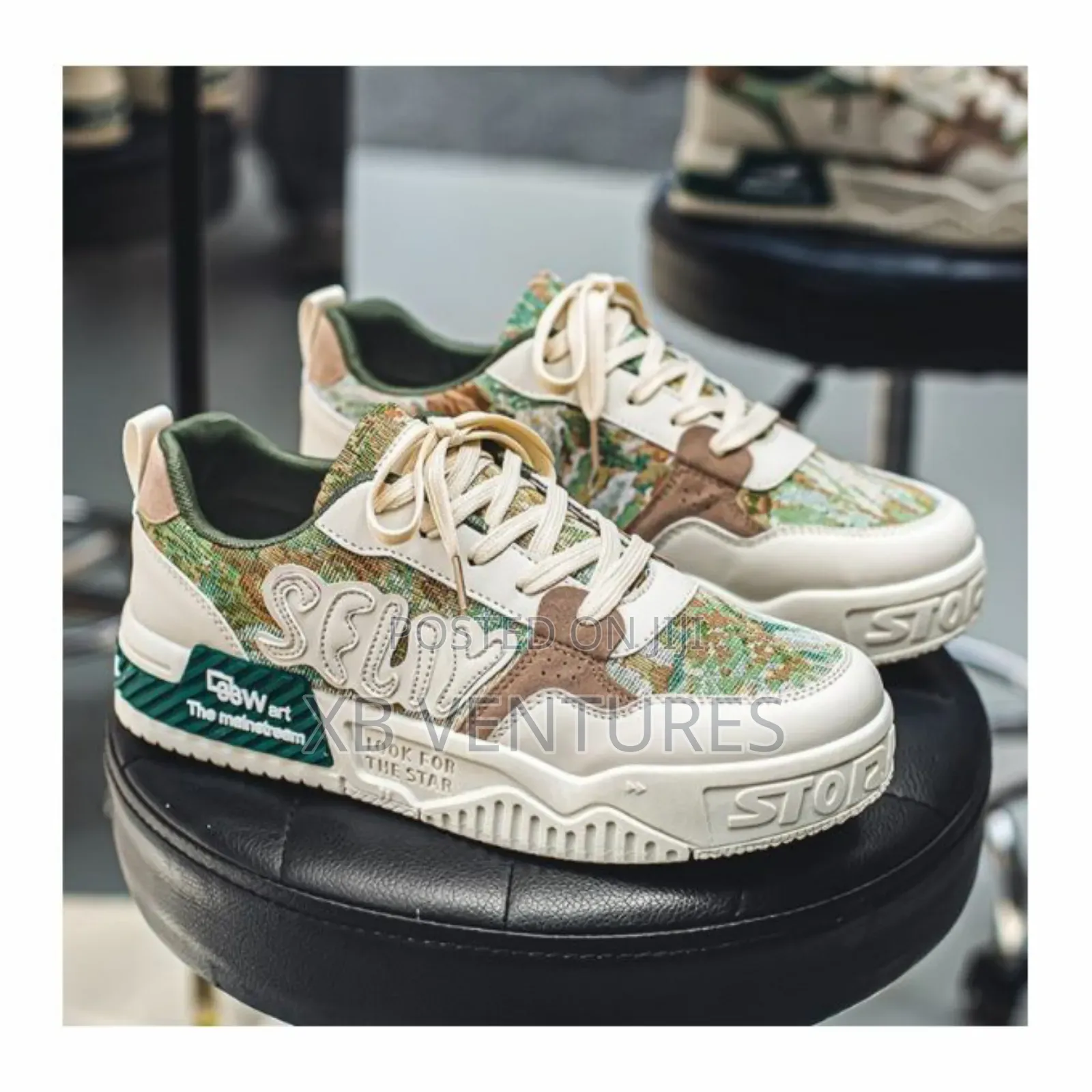 Casual Sneakers