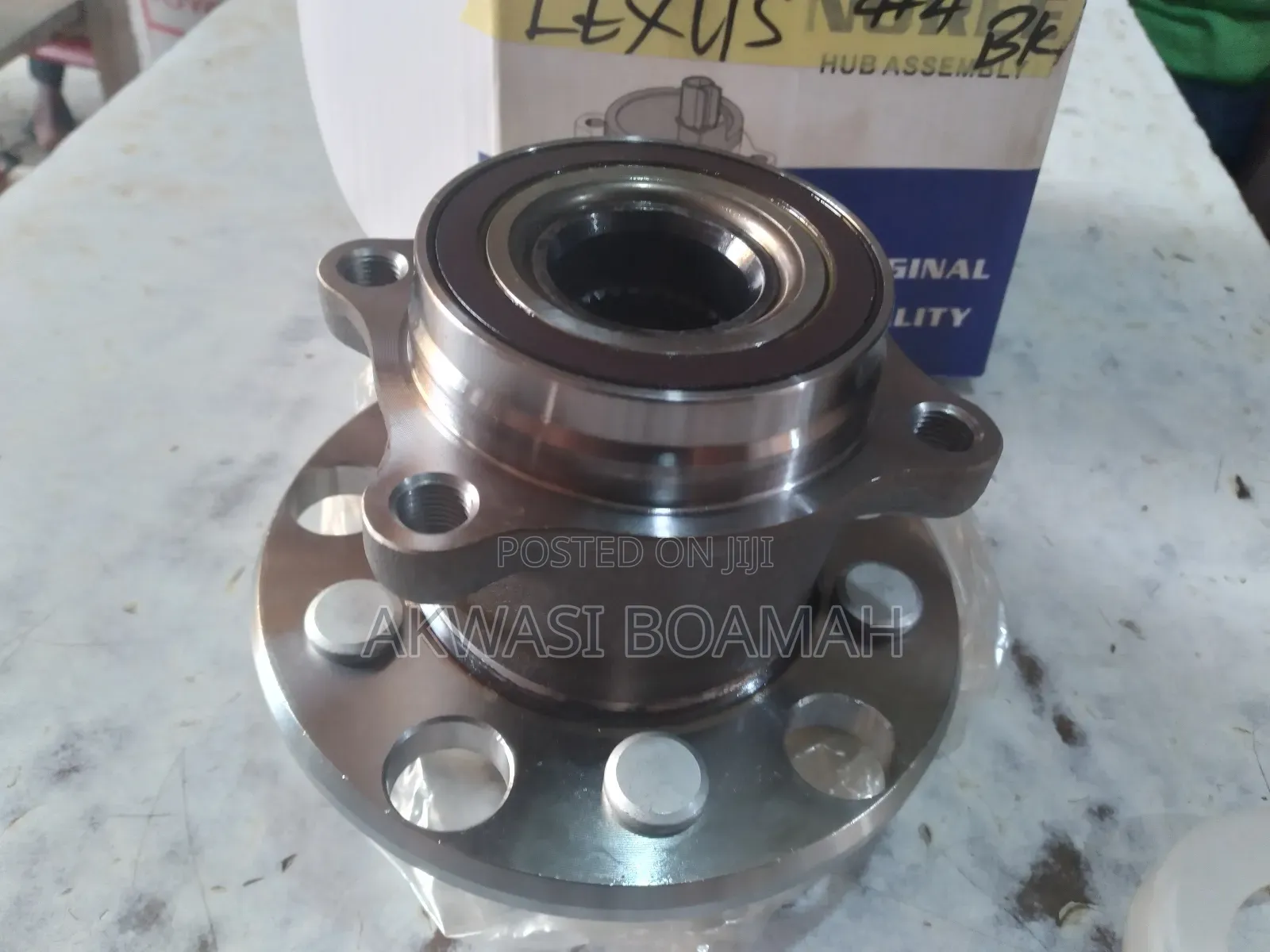 Lexus 450 4x4 2014/ 18 Back Hub 1 Pc