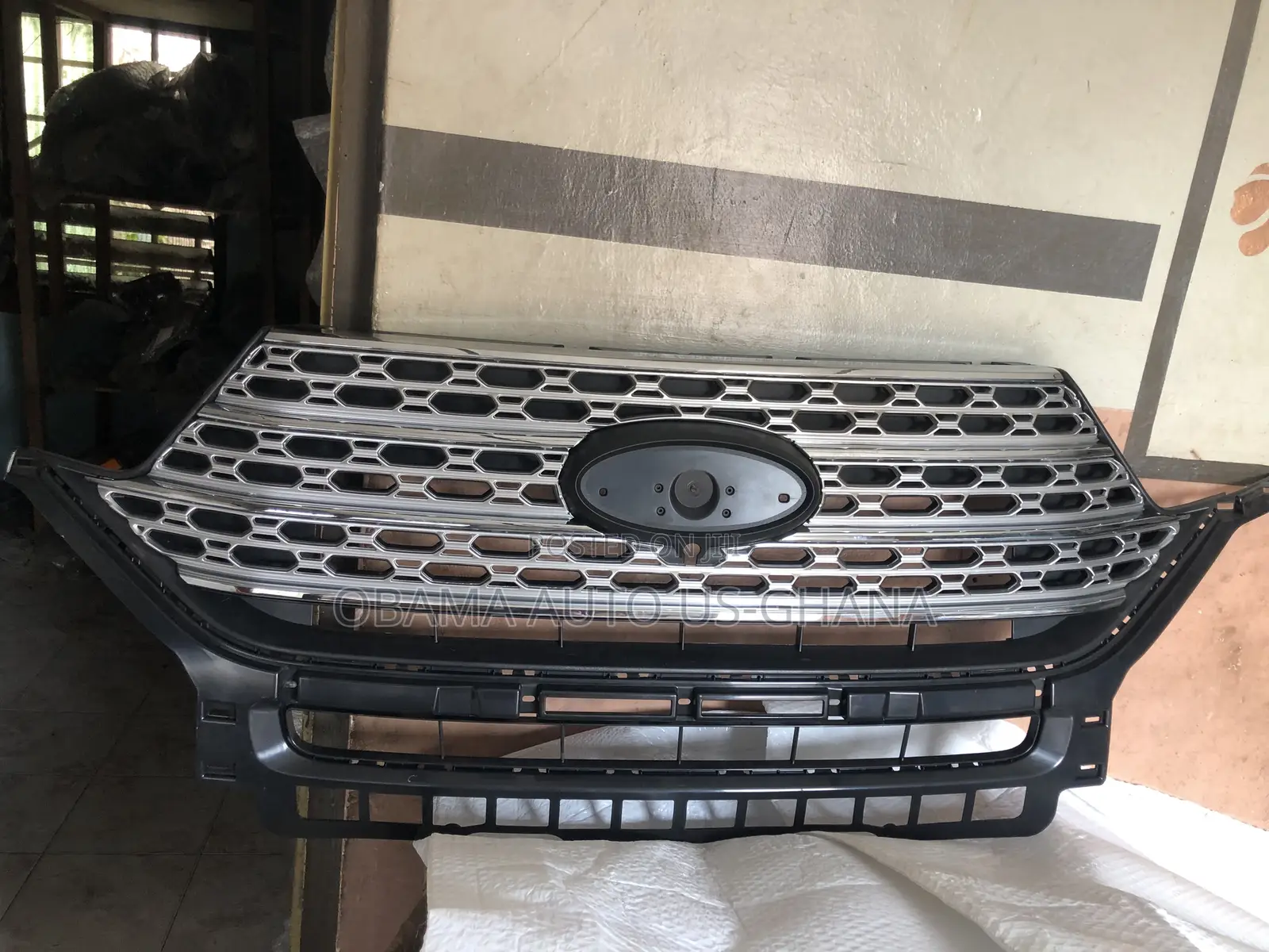 Ford Explorer 2020 2021 2022 2023 2024 Front Grill /Shells