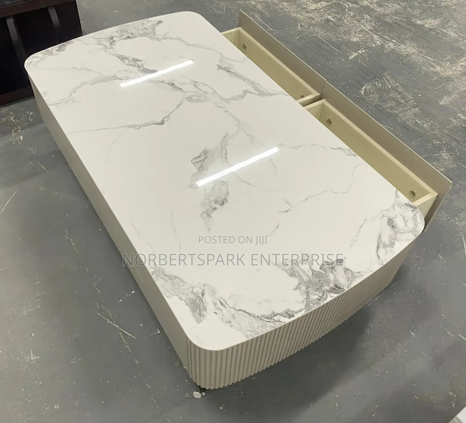 Quality Cemter Table(A3006)