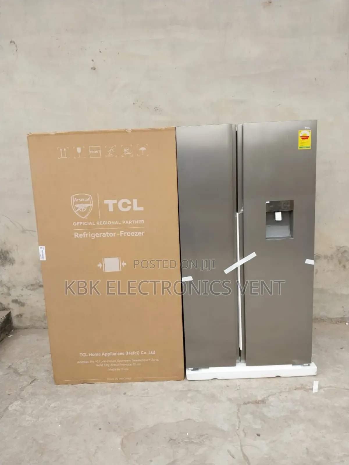 Tcl 550liter Side/Side Fridge Water Dispenser
