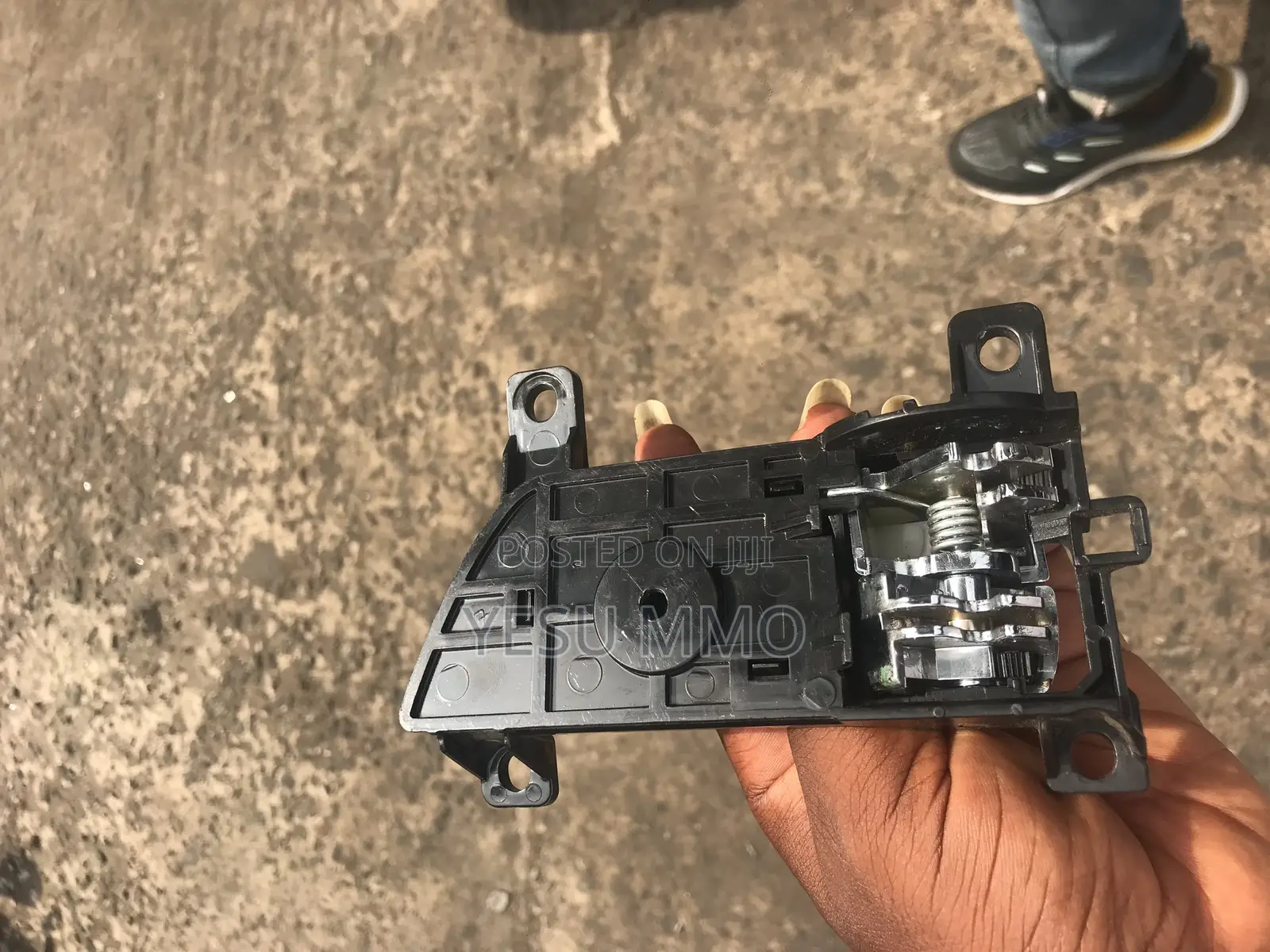 Kia Sorento 2012 Inside Door Opener