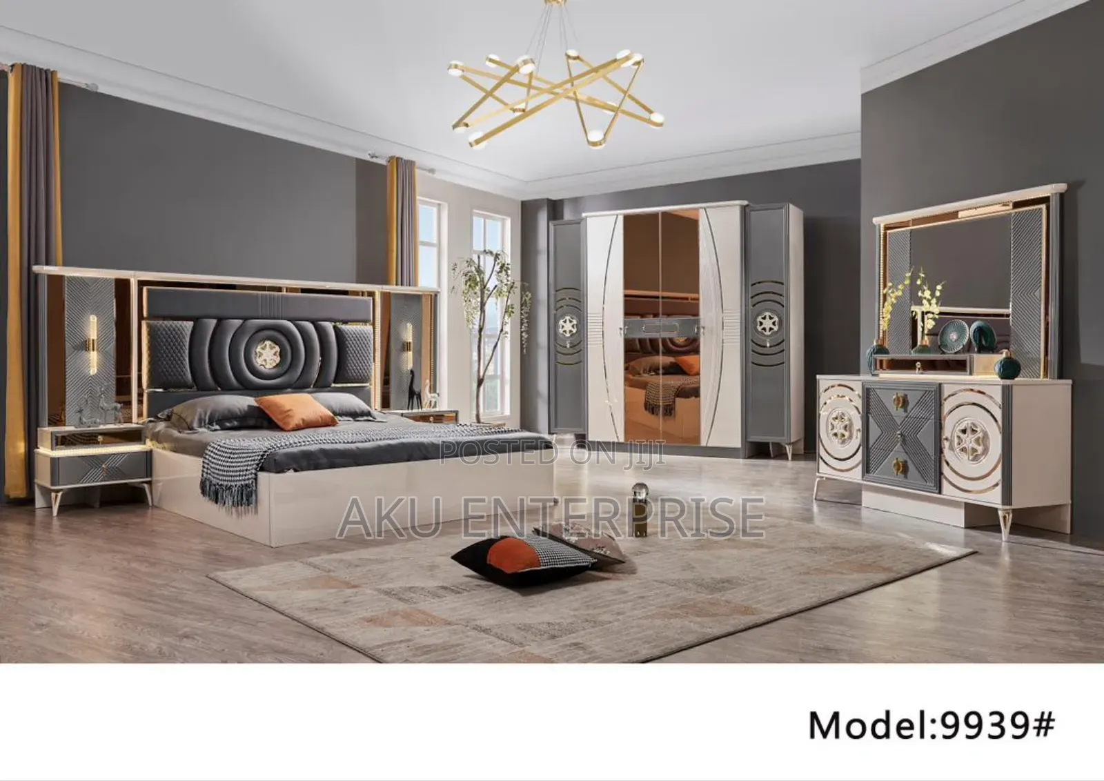 Luxurious Room Set King Size Bed Wardrobe Drawers, Etc