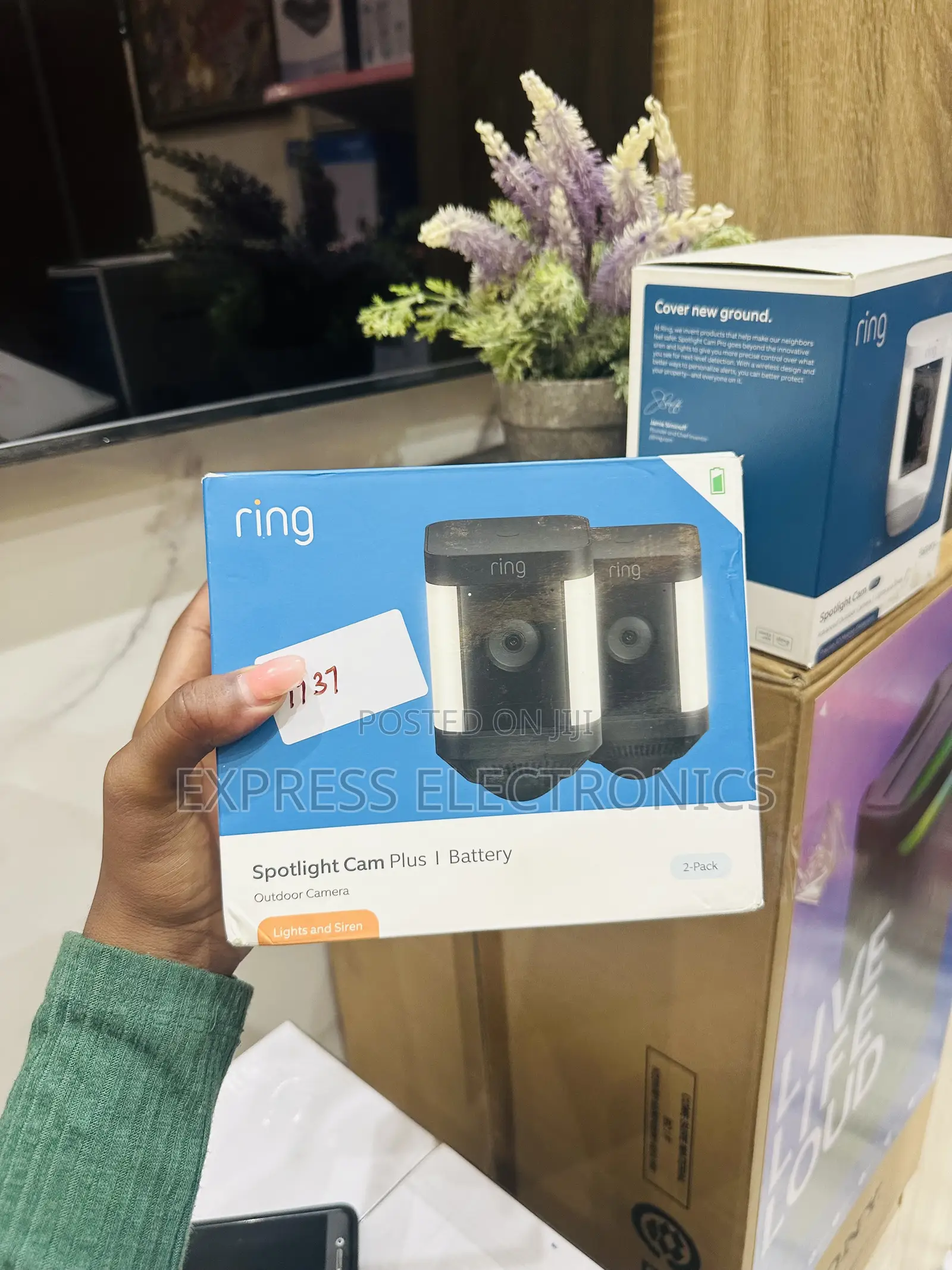 Best-Buy for Less Ring 2 in 1 Sportlight Cam Plus/ Battery