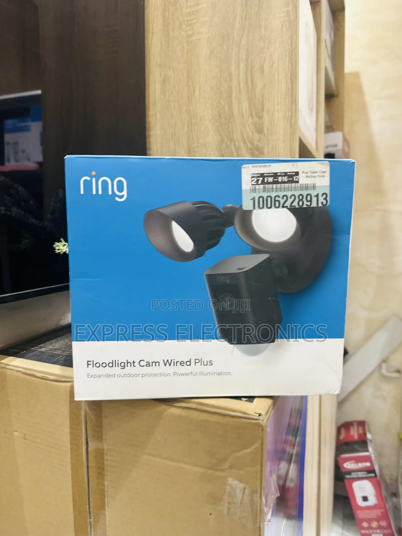 Quality New Black Ring Floodlight Cam Wired Plus