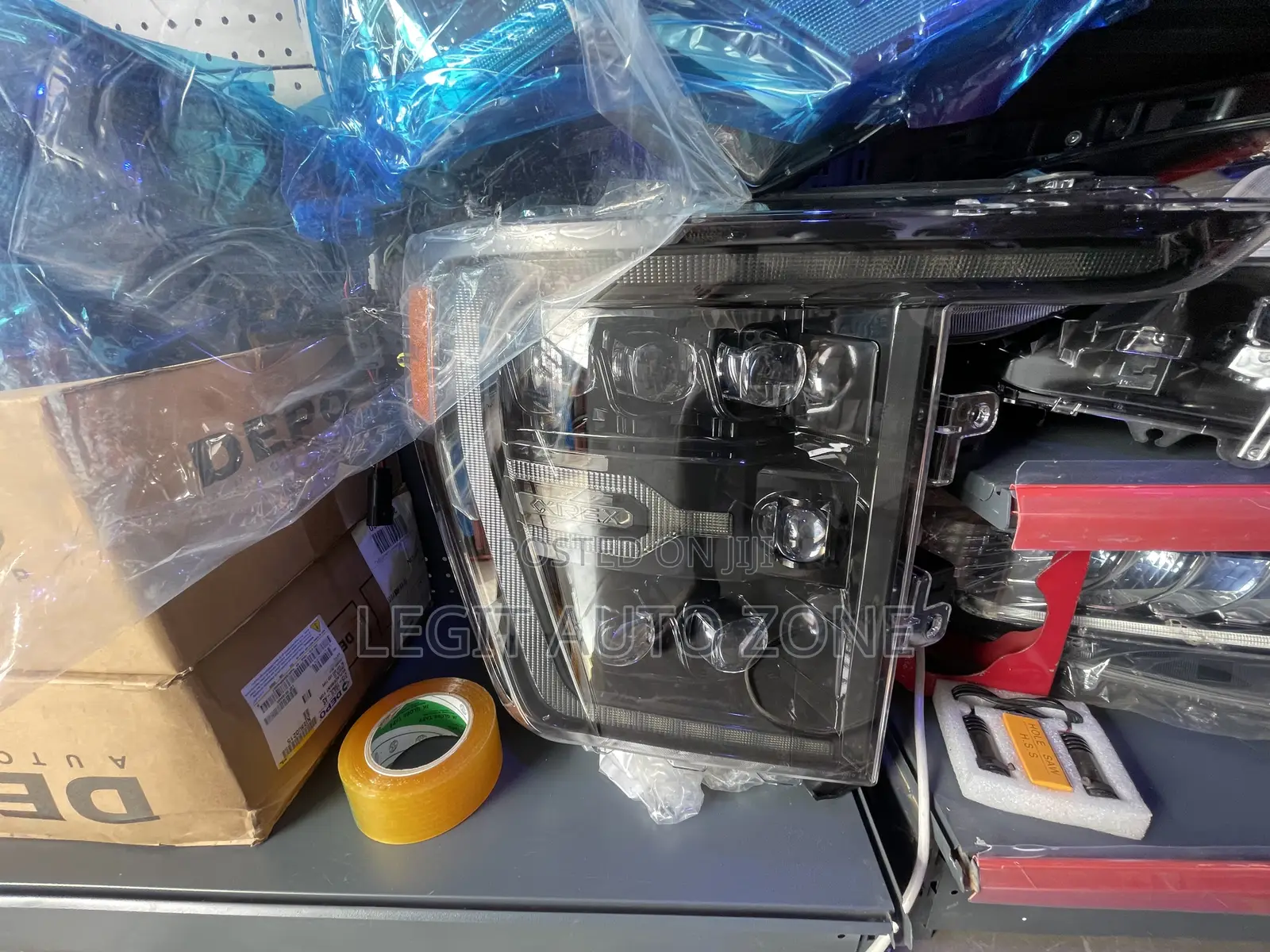 Ford F-150,2024,2023 LED Headlights